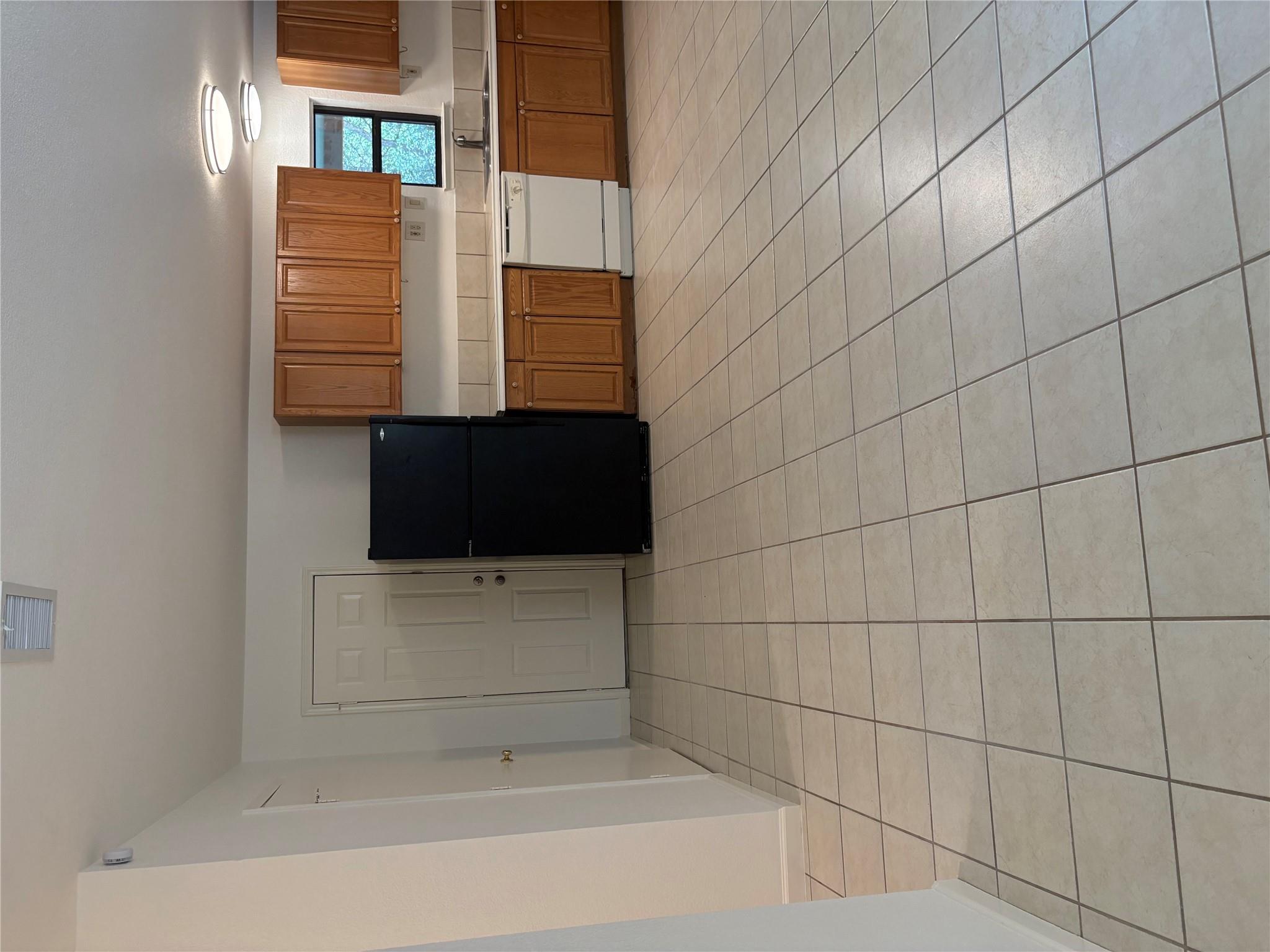 105 Sendero Blvd, Cedar Creek, TX 78612