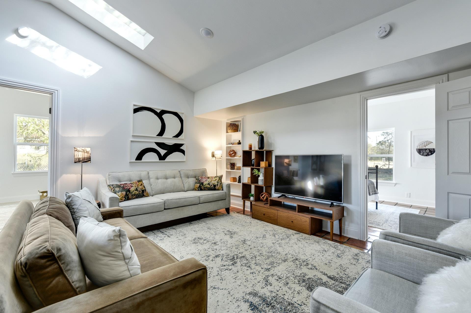 12005 Mustang Chase, Austin, TX 78727