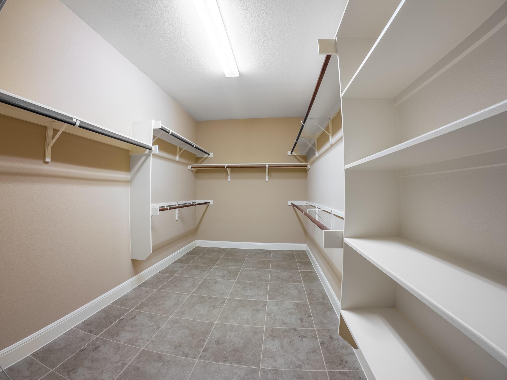 804 Laughing Dog Ct, Leander, TX 78641