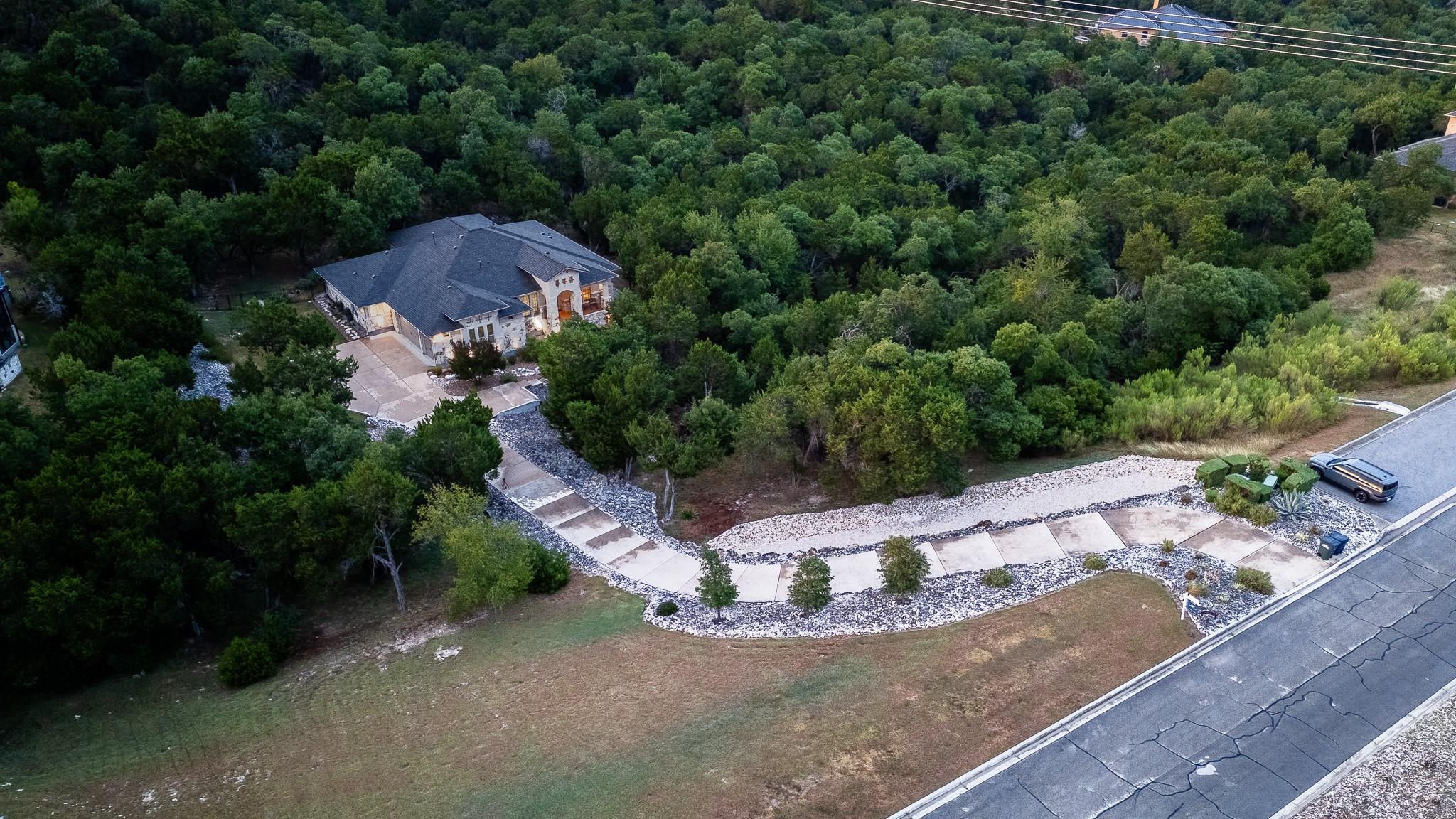 804 Laughing Dog Ct, Leander, TX 78641