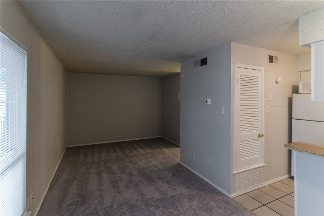 1111 W 10th St # 212, Austin, TX 78703