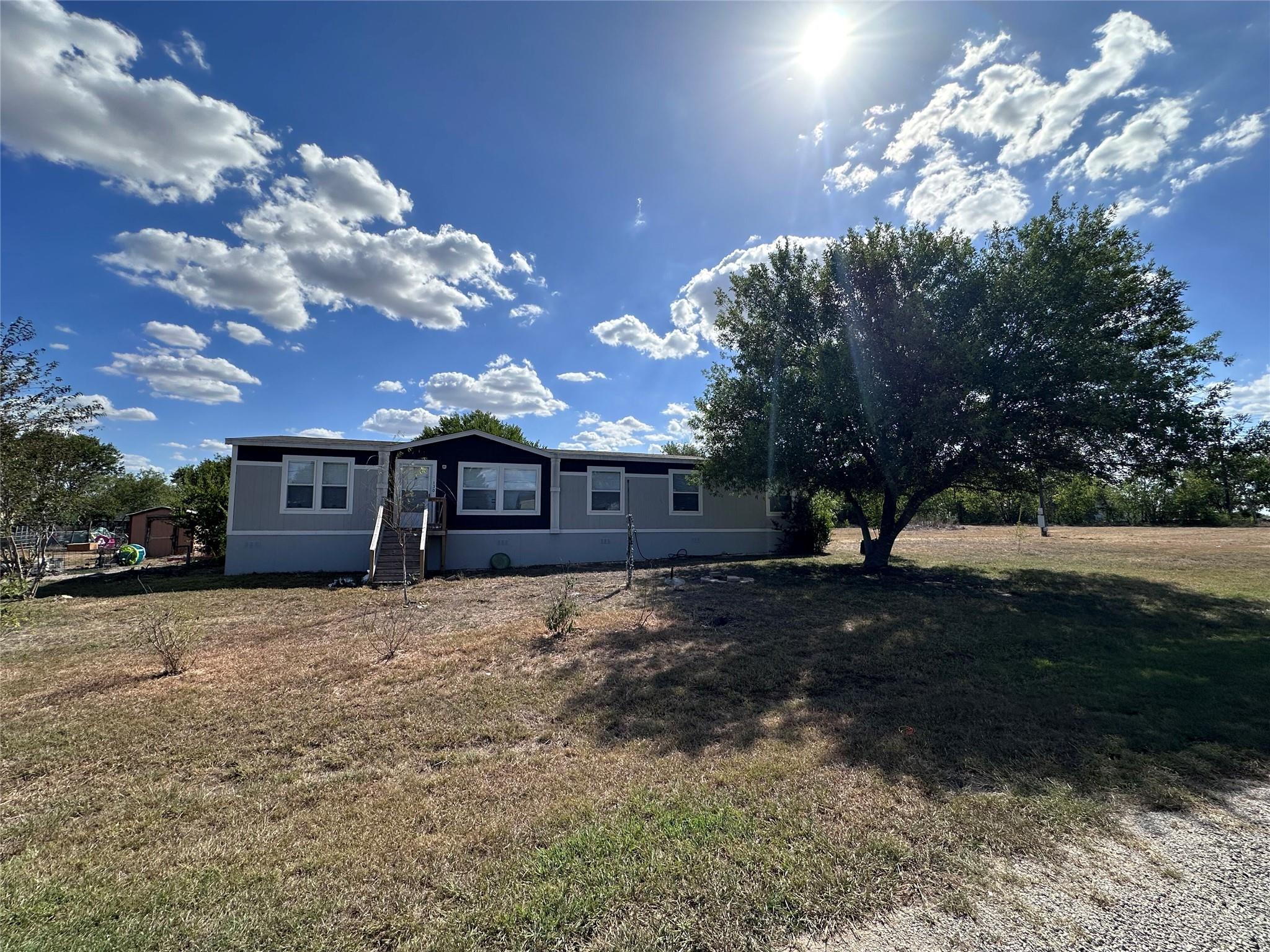 130 Everett Dr, Kyle, TX 78640