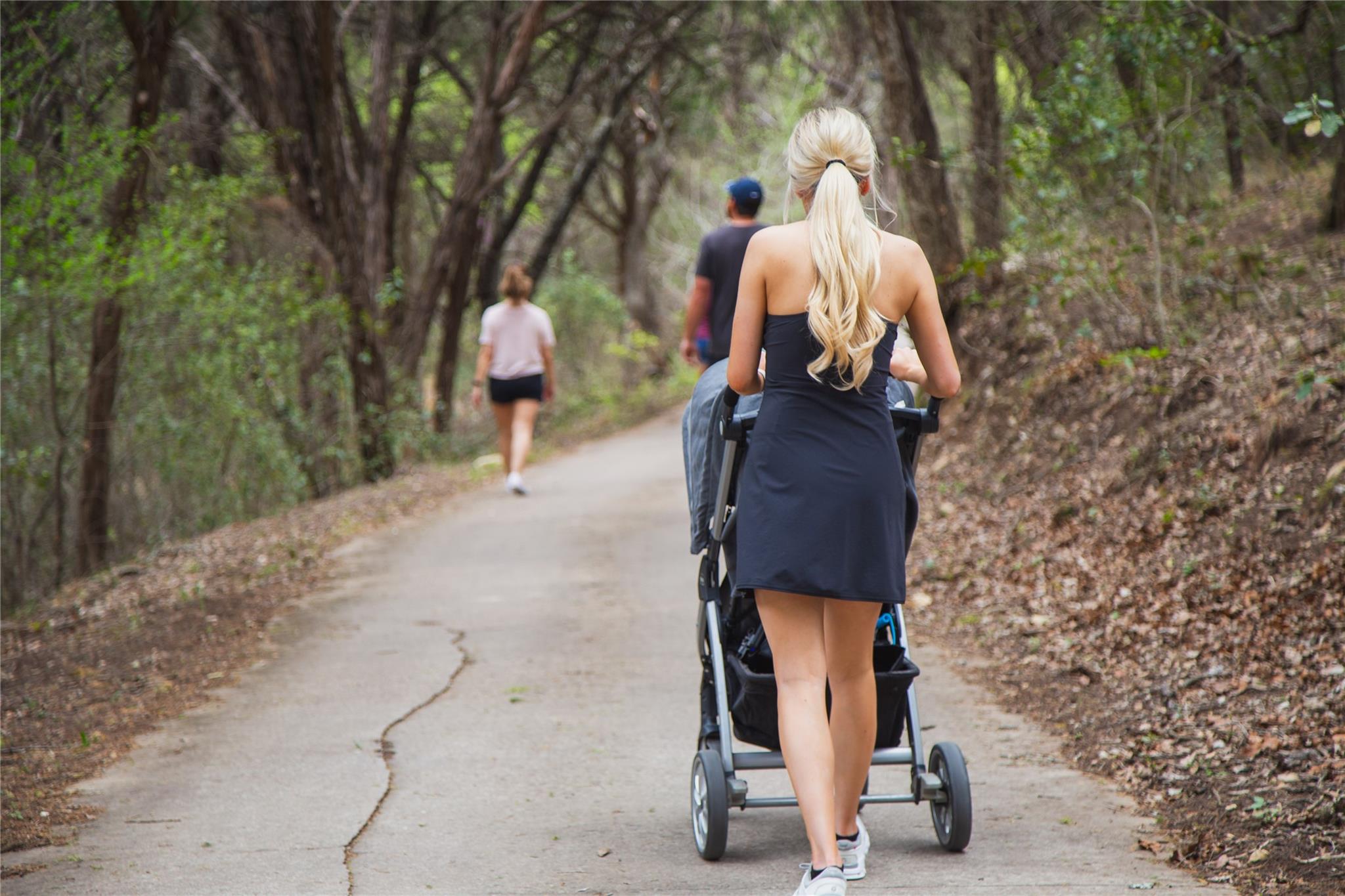 7212 Sunswept Dr, Jonestown, TX 78645