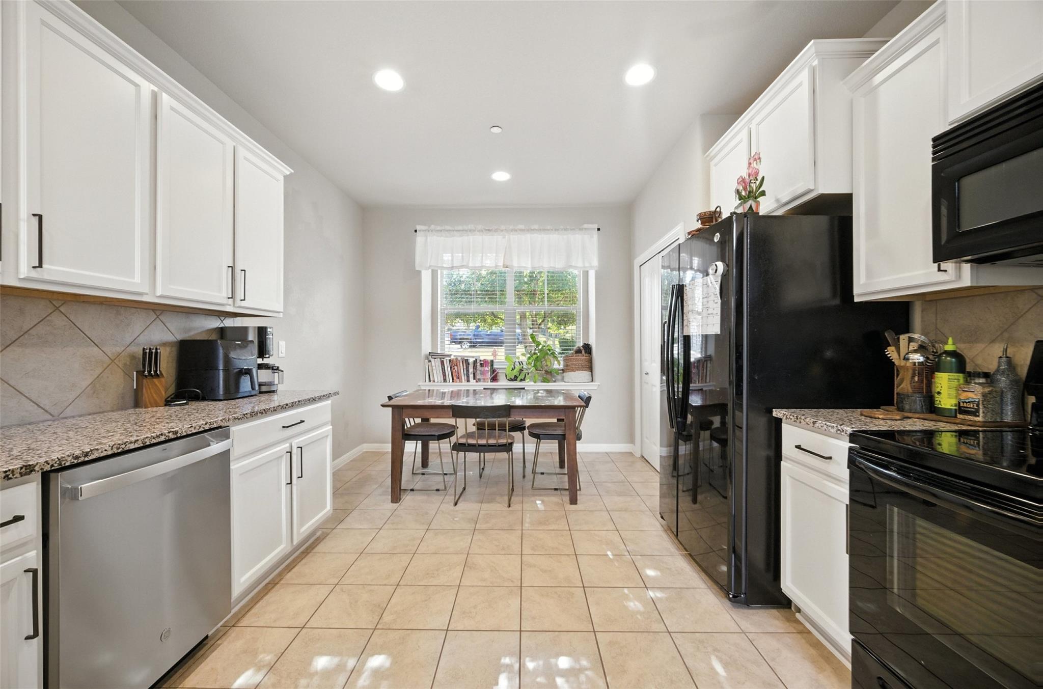 516 E Slaughter Ln # 3204, Austin, TX 78744