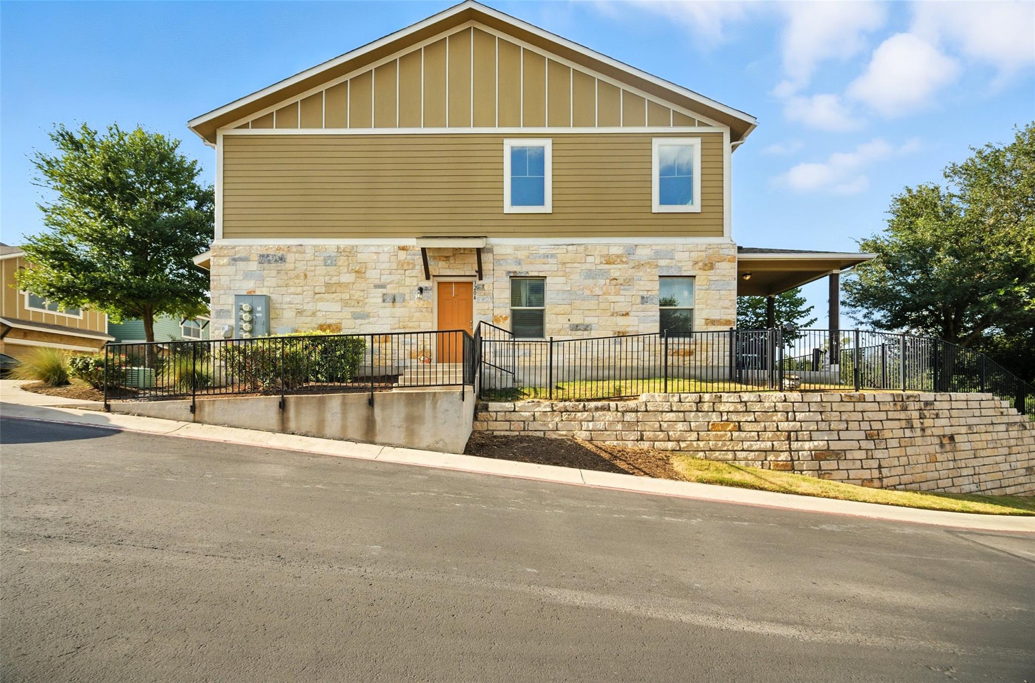 516 E Slaughter Ln # 3204, Austin, TX 78744