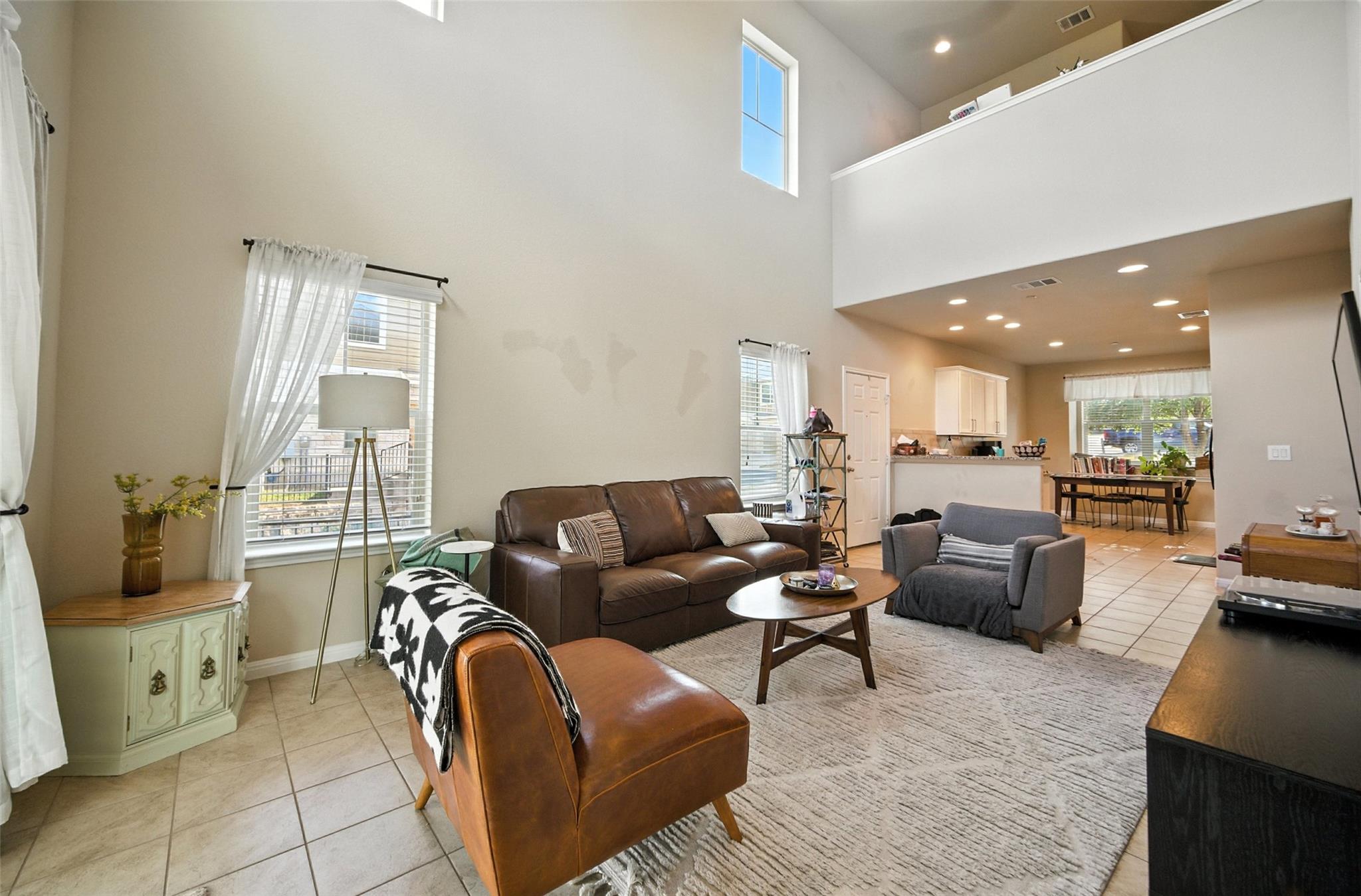 516 E Slaughter Ln # 3204, Austin, TX 78744