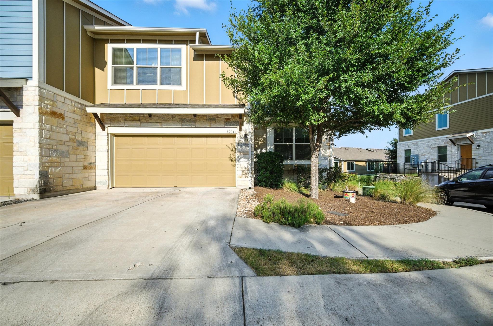 516 E Slaughter Ln # 3204, Austin, TX 78744