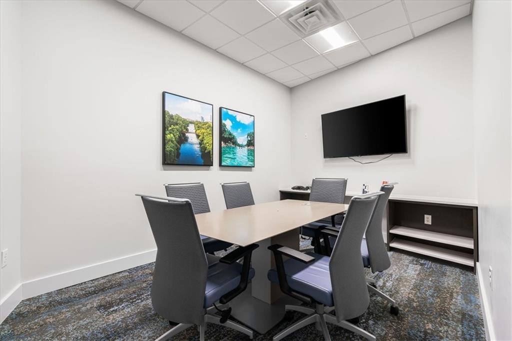 603 Davis St # 712, Austin, TX 78701