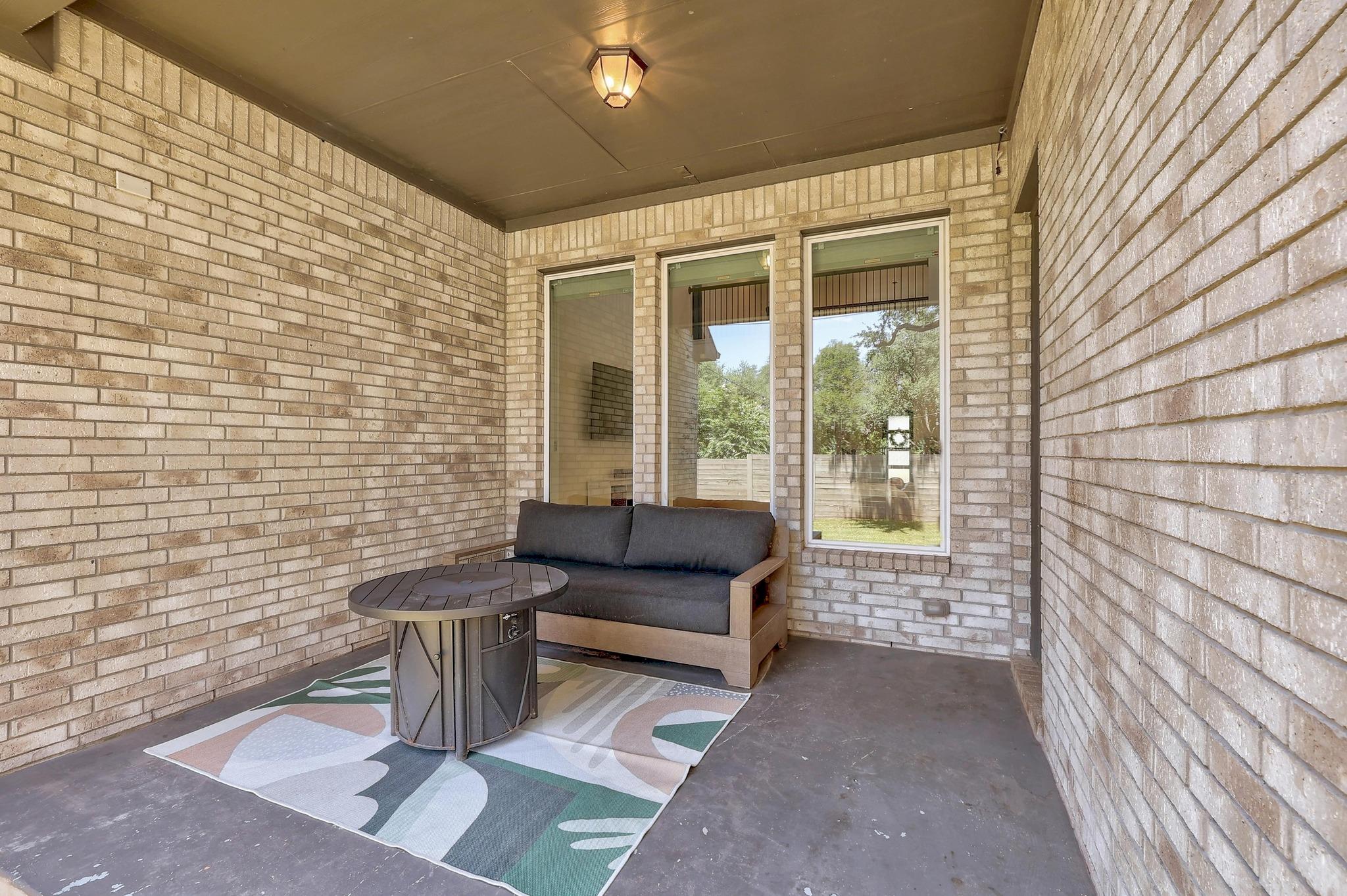 1113 Wolf Hollow Dr, Georgetown, TX 78628