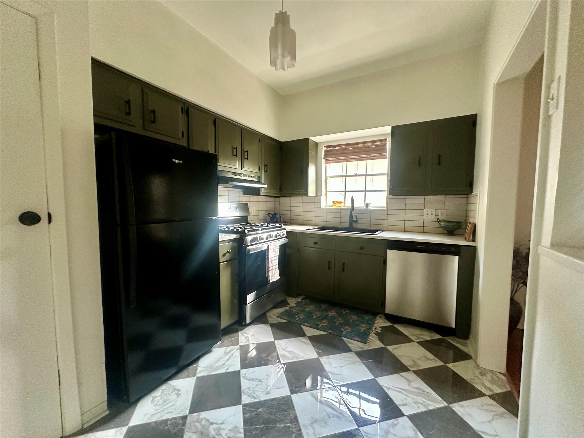 1700 HOUSTON St # 201, Austin, TX 78756