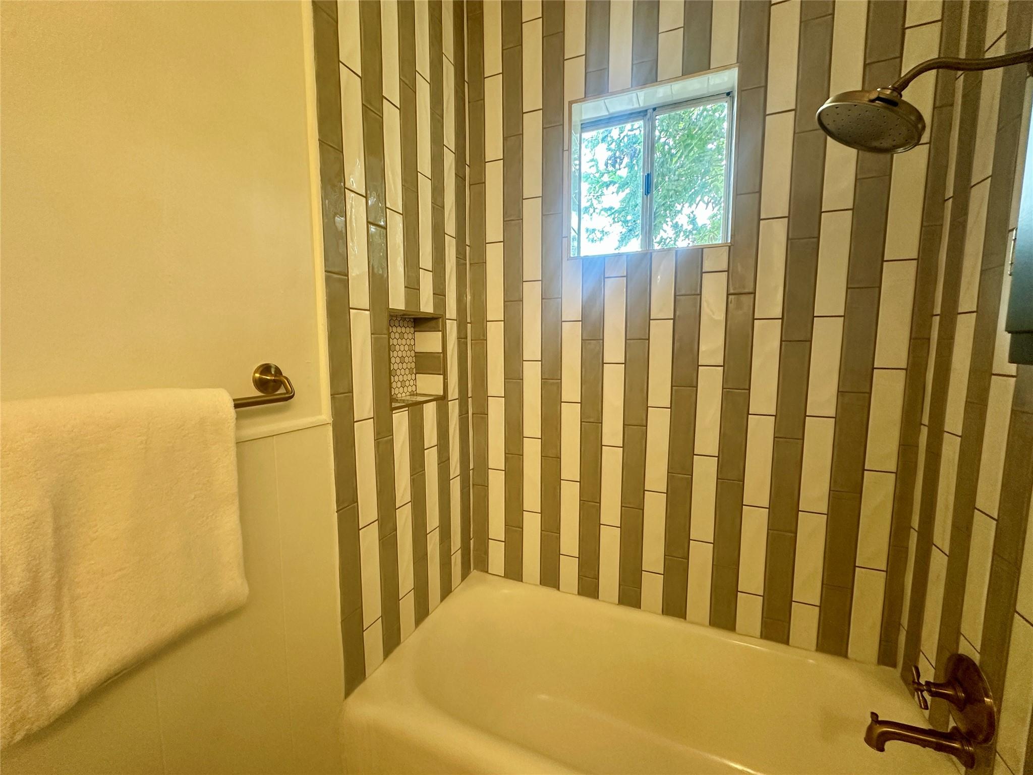 1700 HOUSTON St # 201, Austin, TX 78756