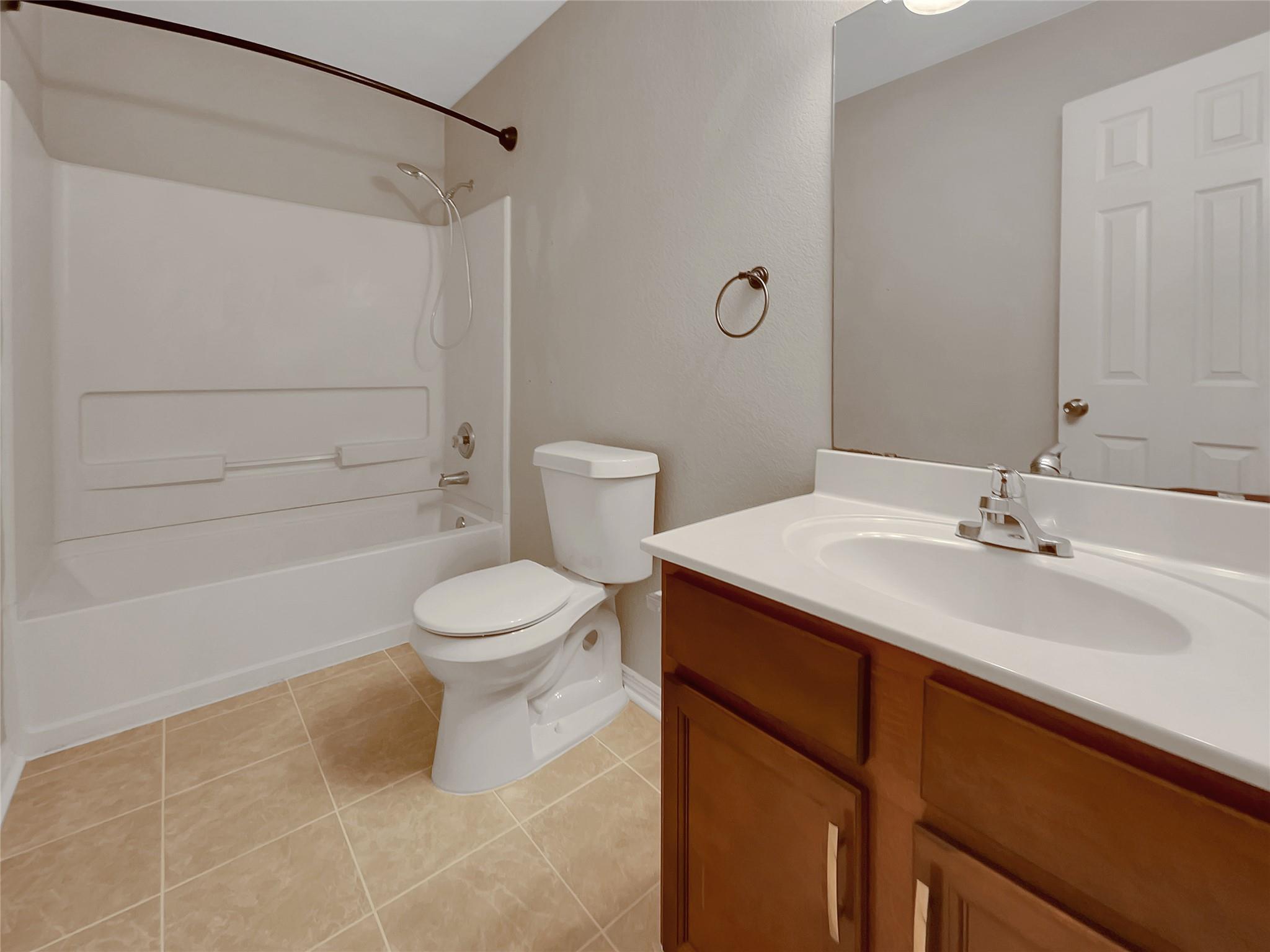 250 Wolf Berry Path, Buda, TX 78610