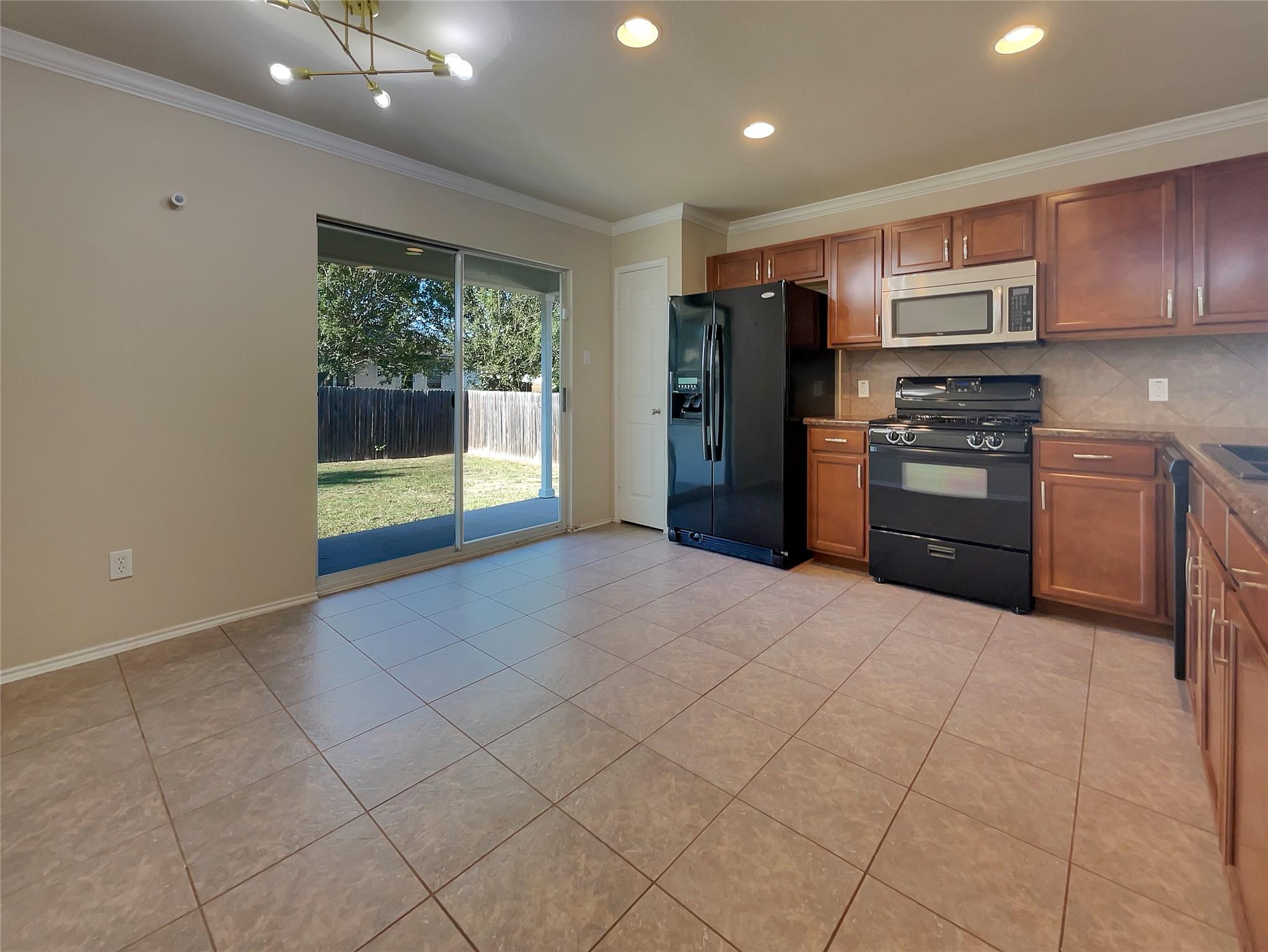 250 Wolf Berry Path, Buda, TX 78610