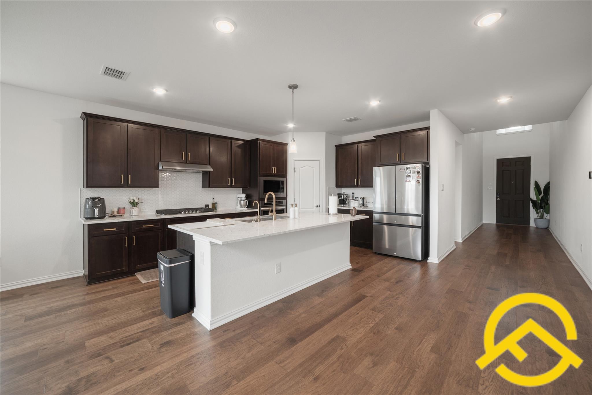 671 Durian Loop, Buda, TX 78610