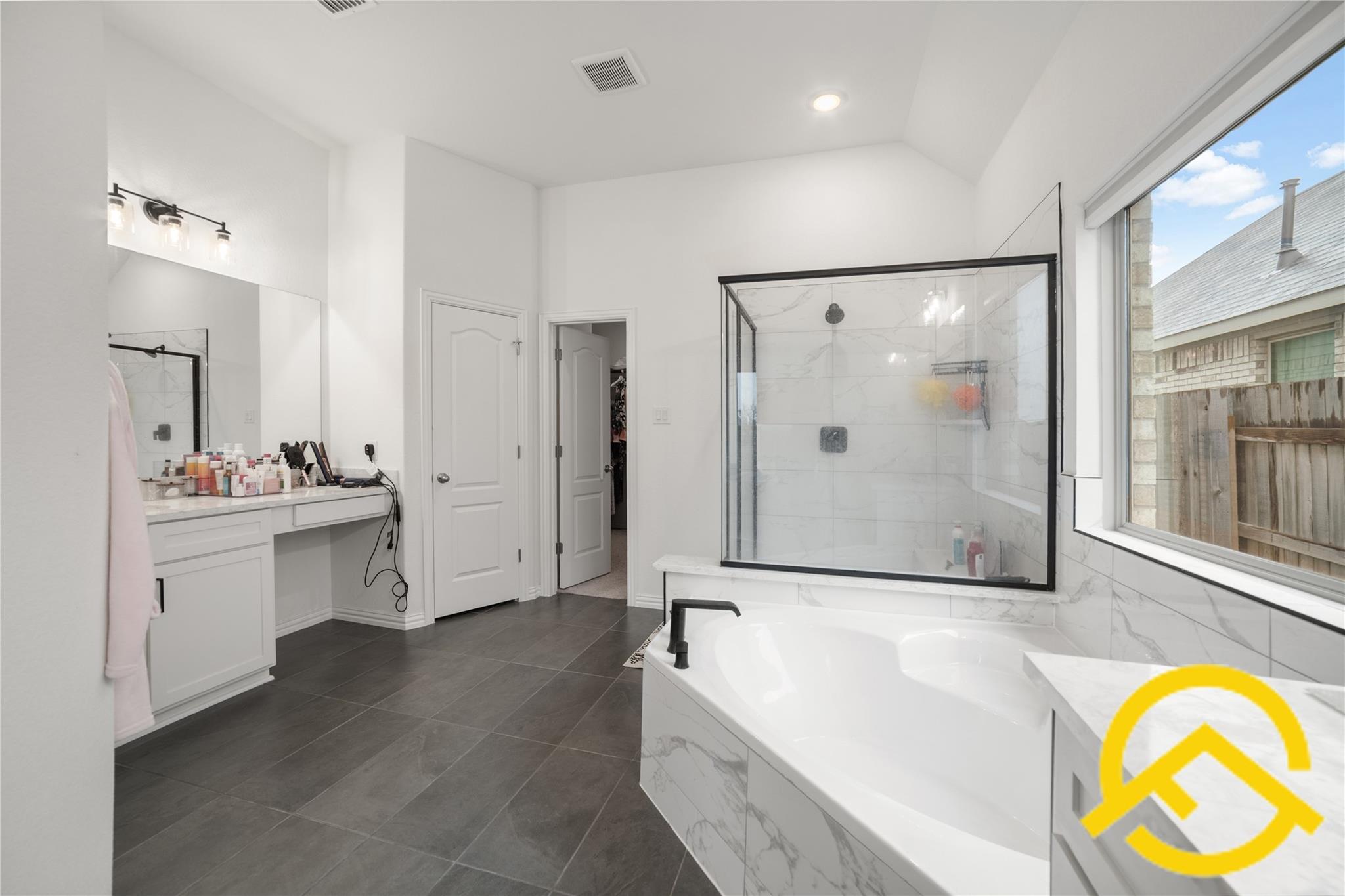 671 Durian Loop, Buda, TX 78610