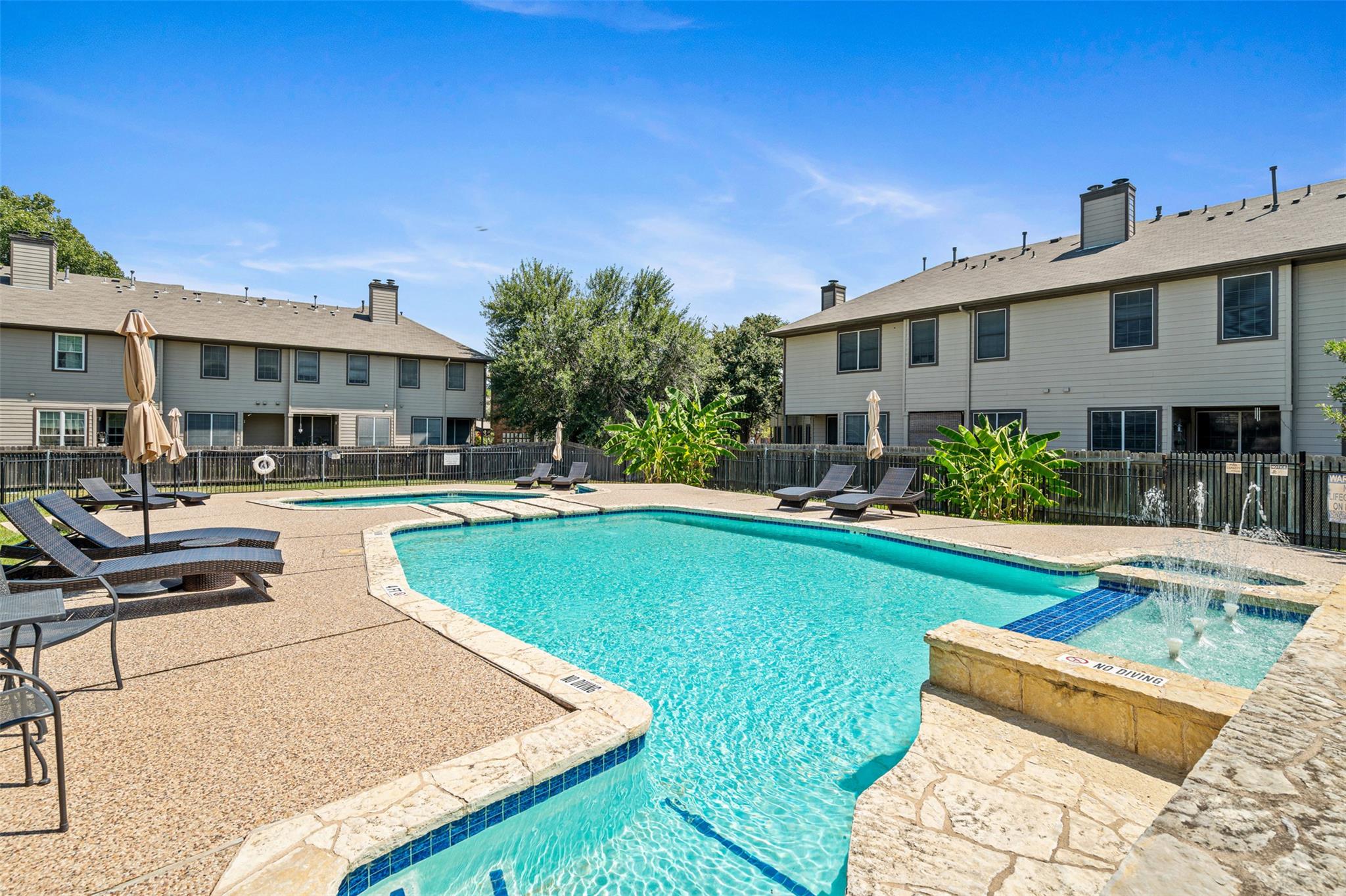 12325 Los Indios Trl # 27, Austin, TX 78729