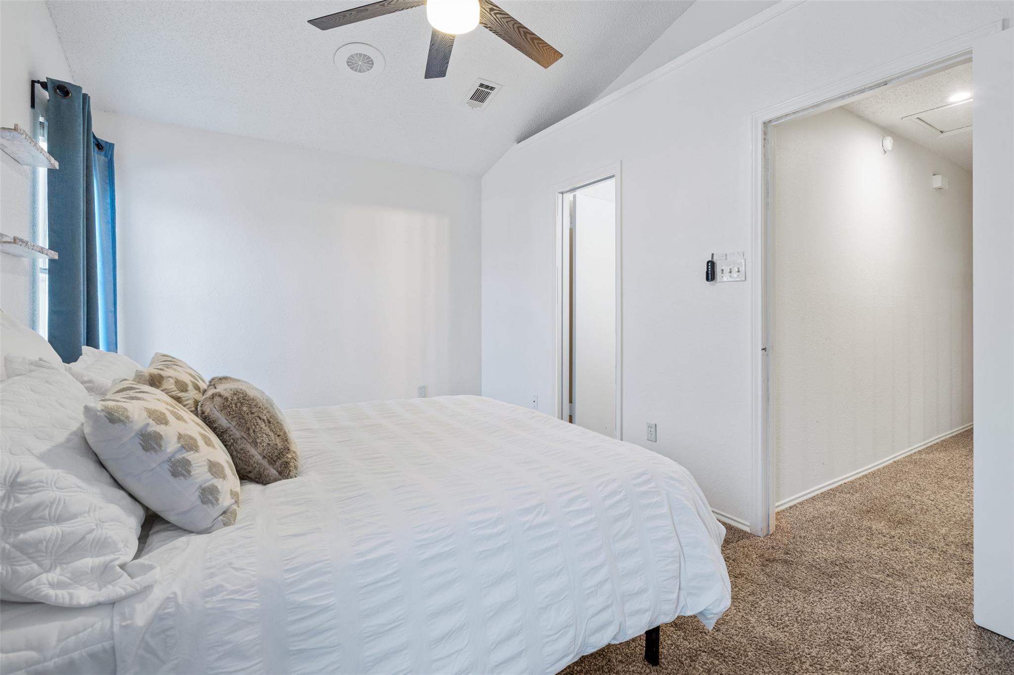 12325 Los Indios Trl # 27, Austin, TX 78729