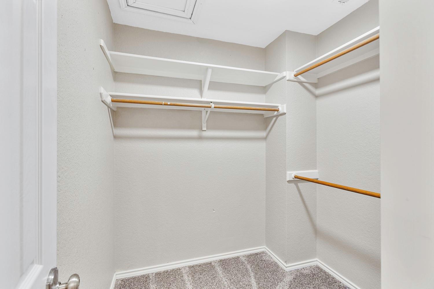 10115 Pinehurst Dr, Austin, TX 78747