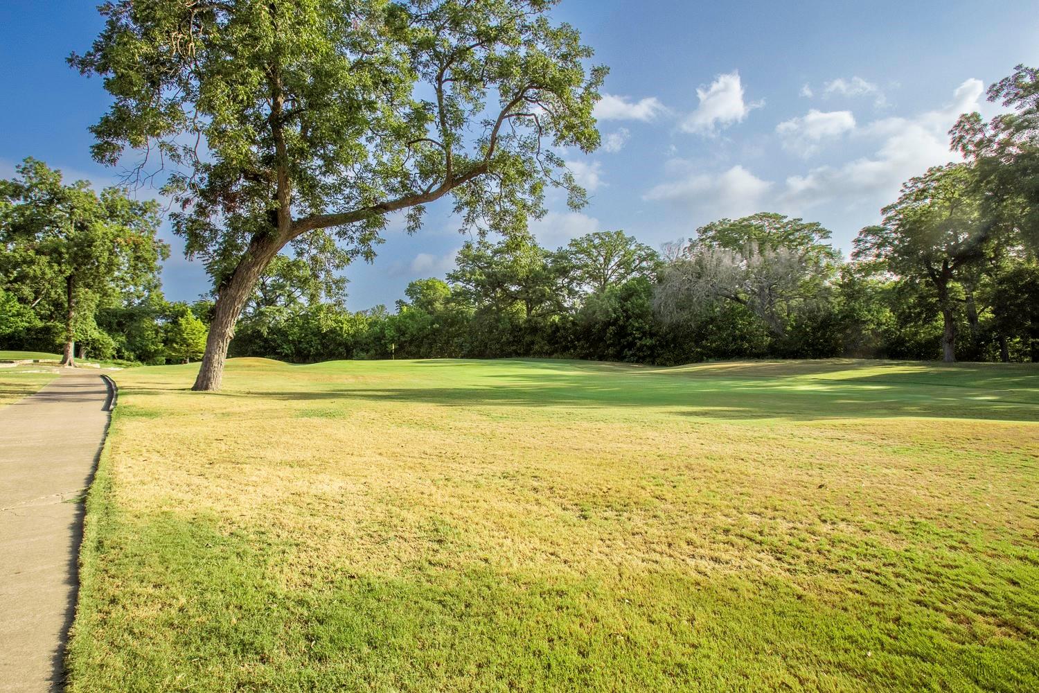 10115 Pinehurst Dr, Austin, TX 78747