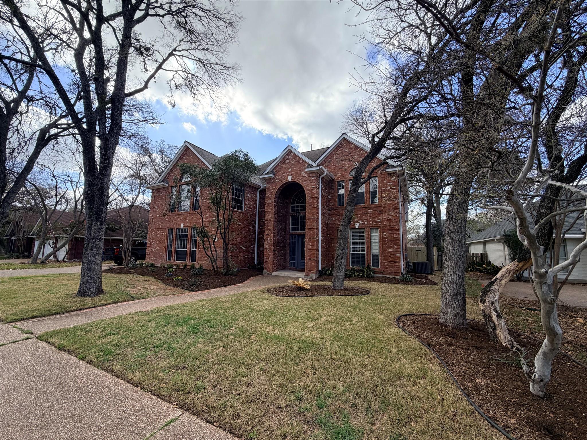 10115 Pinehurst Dr, Austin, TX 78747