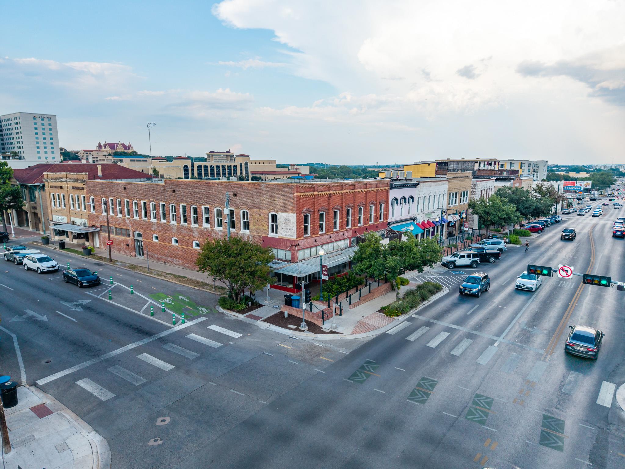 101 E Hopkins St, San Marcos, TX 78666