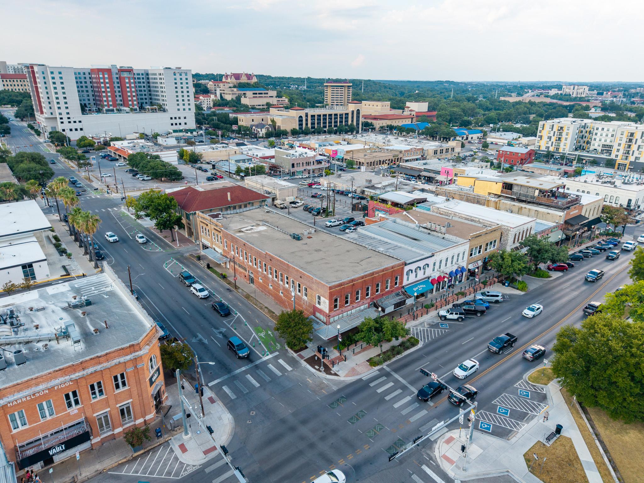 101 E Hopkins St, San Marcos, TX 78666