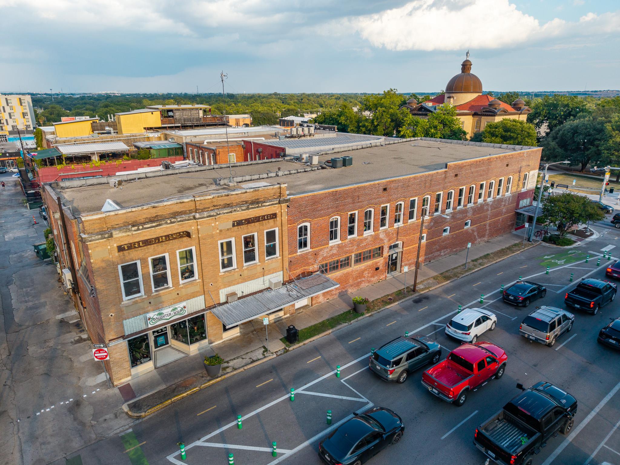 101 E Hopkins St, San Marcos, TX 78666