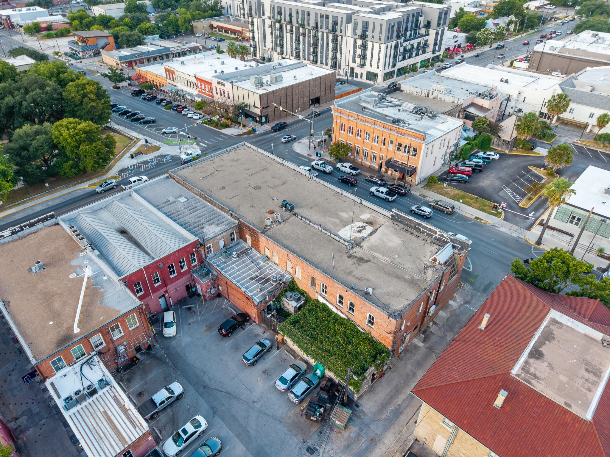 101 E Hopkins St, San Marcos, TX 78666