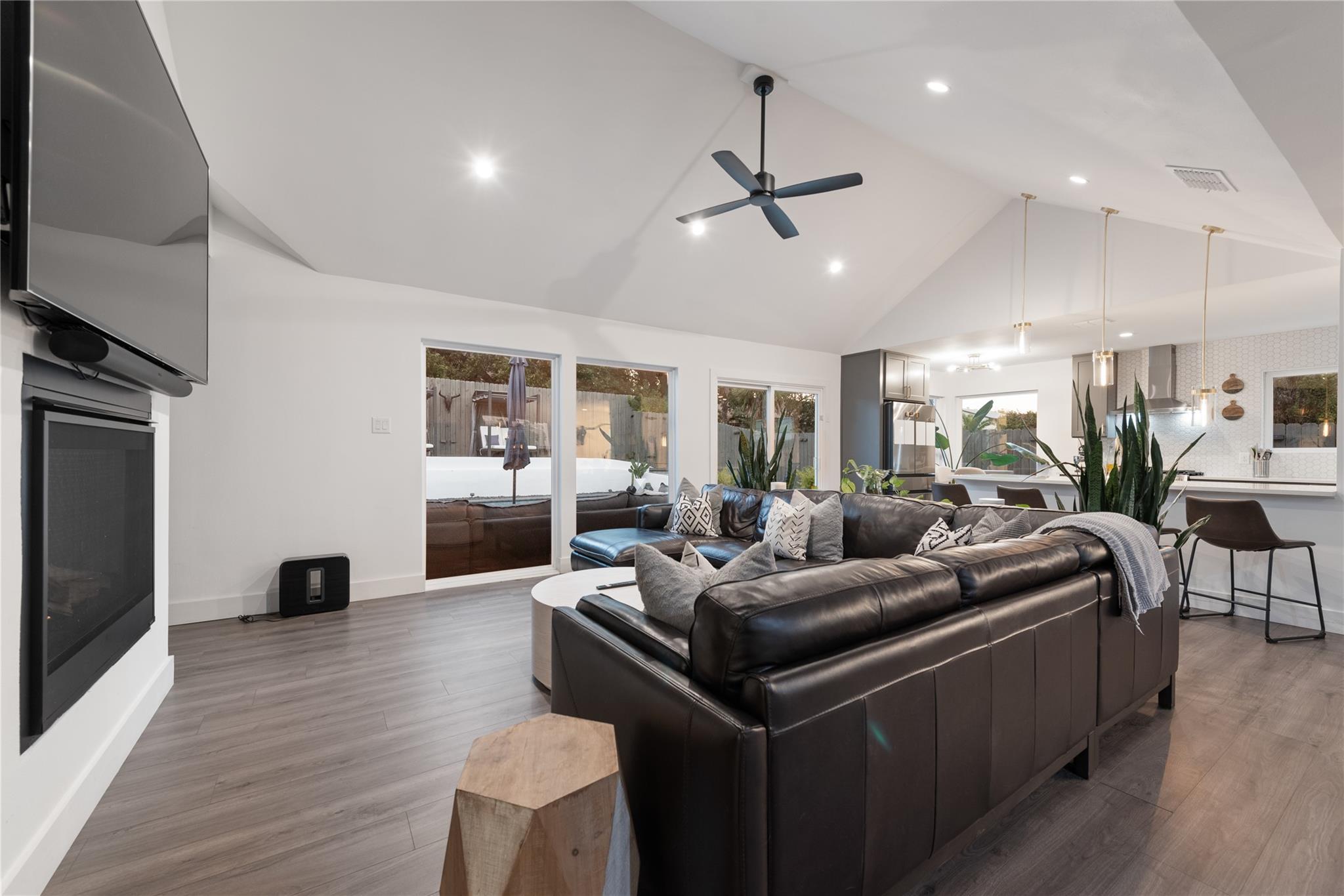 7402 Sevilla Dr, Austin, TX 78752