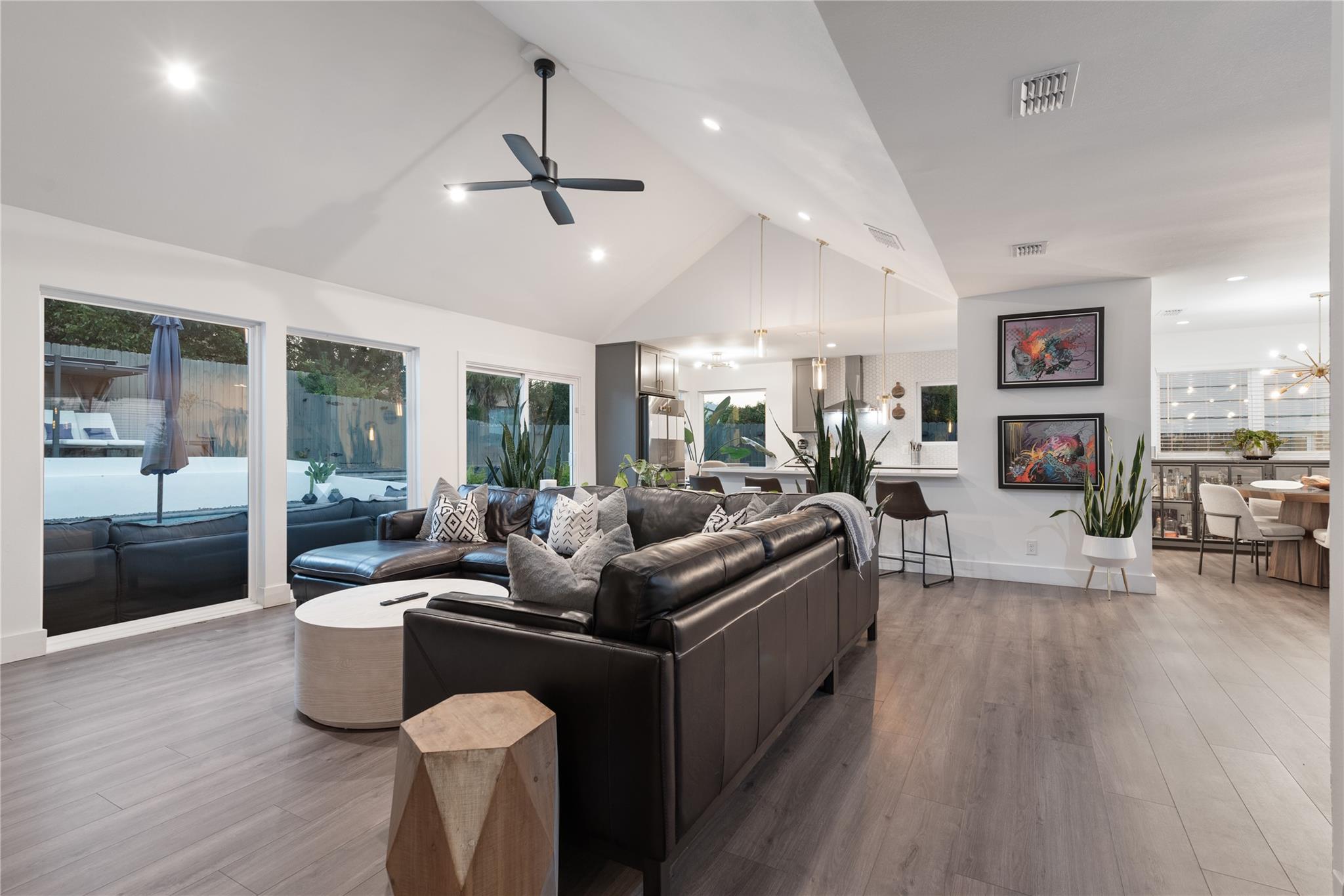 7402 Sevilla Dr, Austin, TX 78752