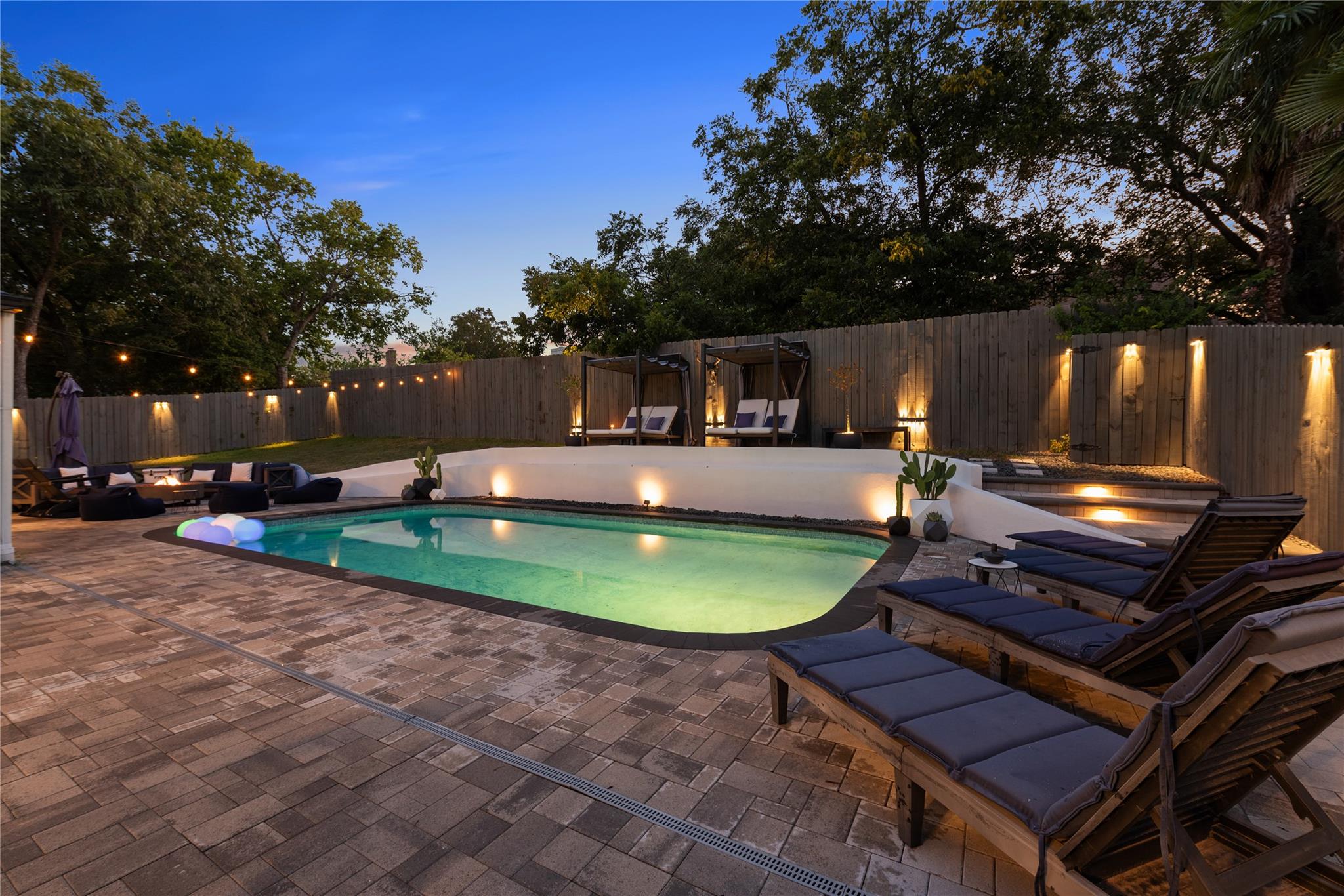 7402 Sevilla Dr, Austin, TX 78752