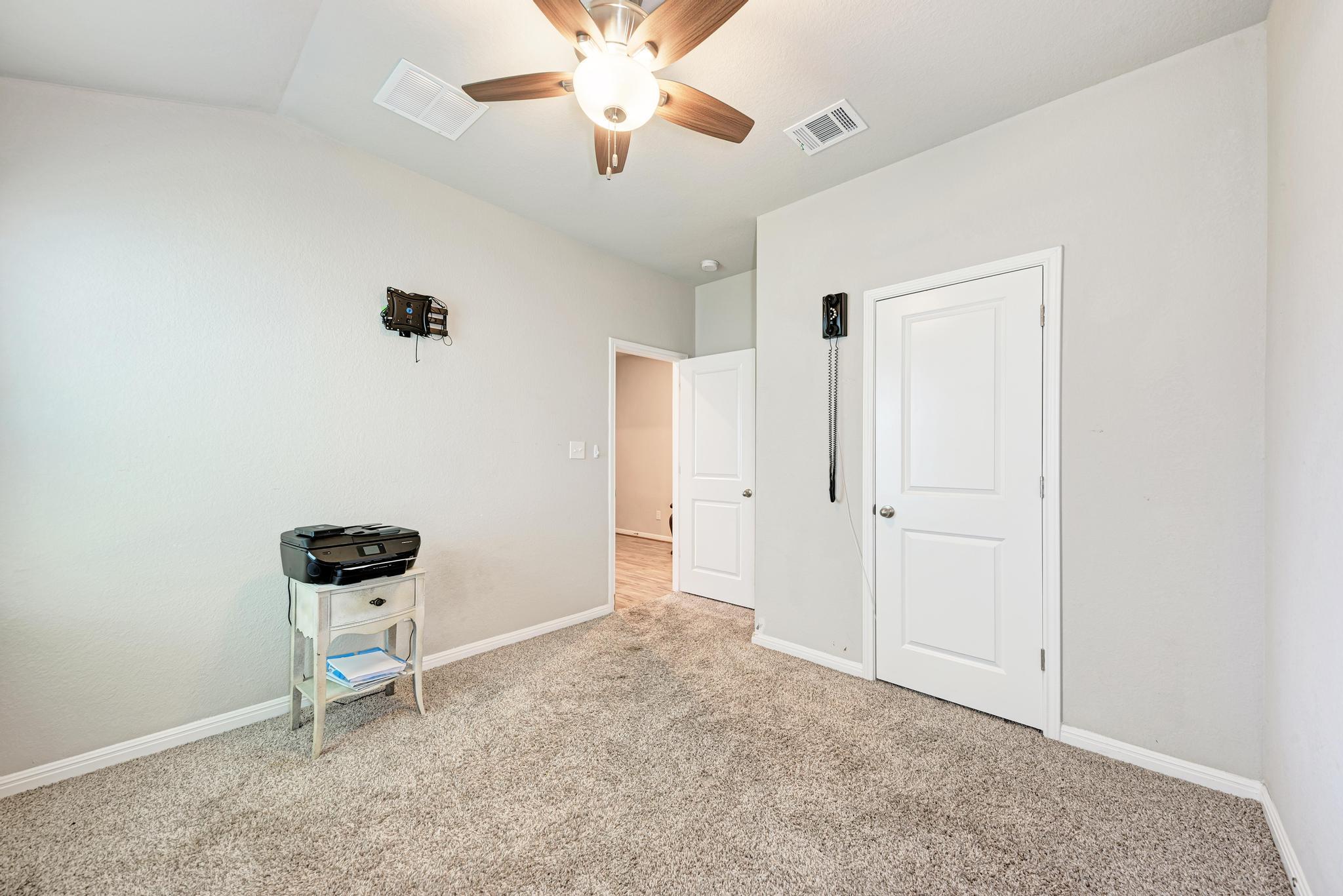 405 Windy Reed Rd, Hutto, TX 78634