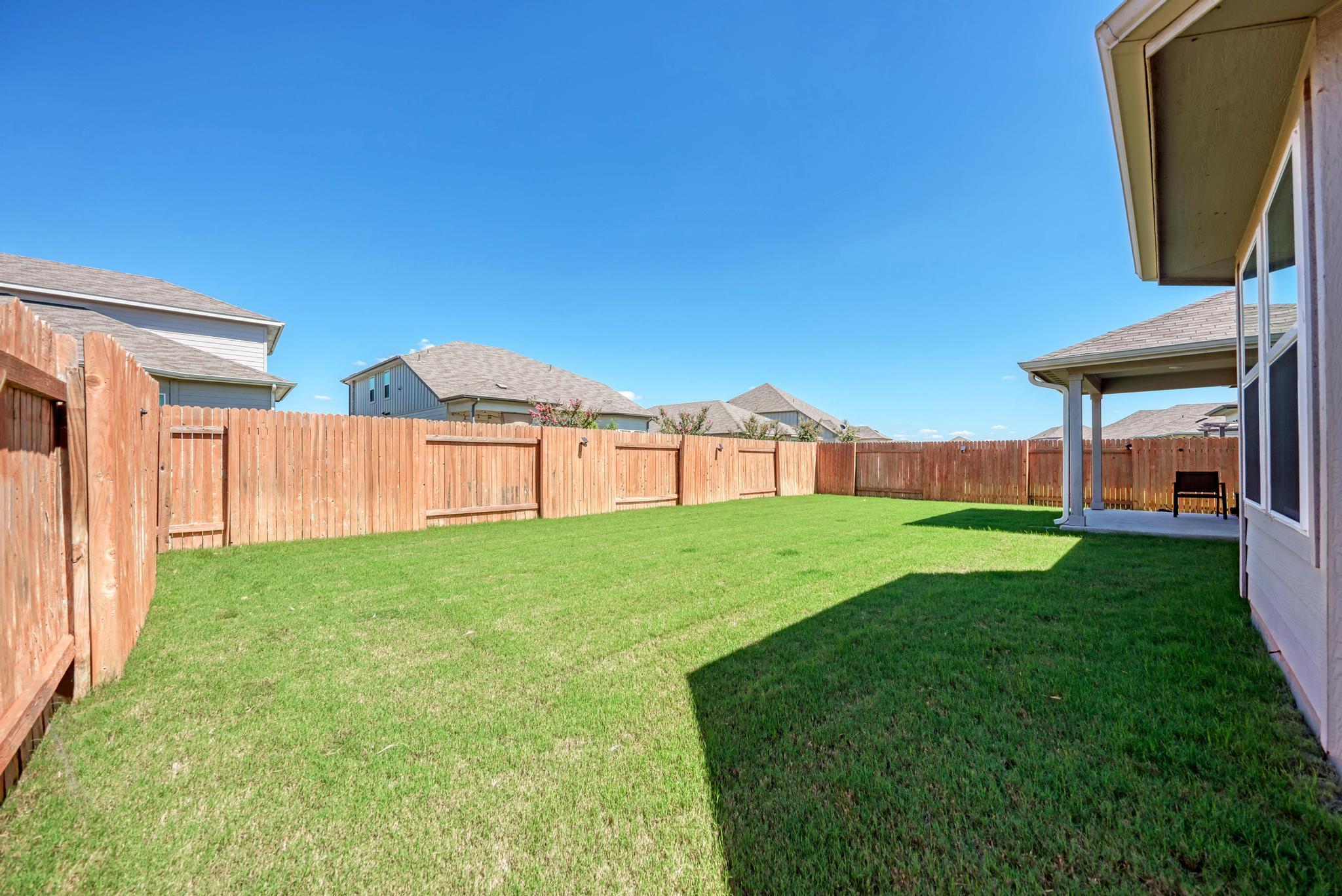 405 Windy Reed Rd, Hutto, TX 78634