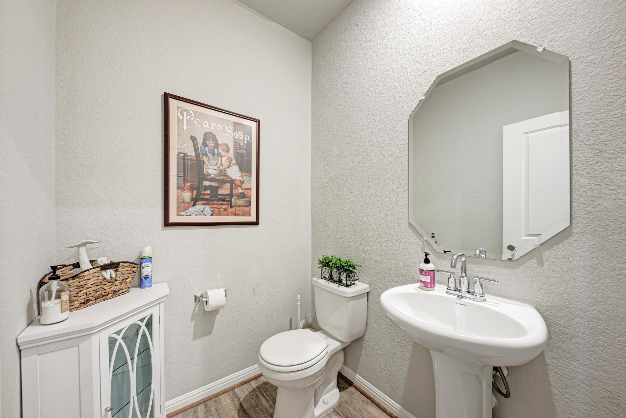 405 Windy Reed Rd, Hutto, TX 78634