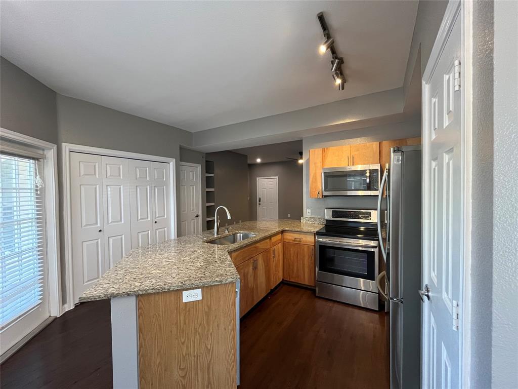 2320 Gracy Farms Ln # 711, Austin, TX 78758