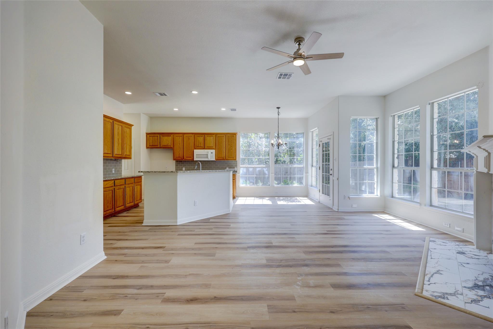 4015 Sable Oaks Dr, Round Rock, TX 78664