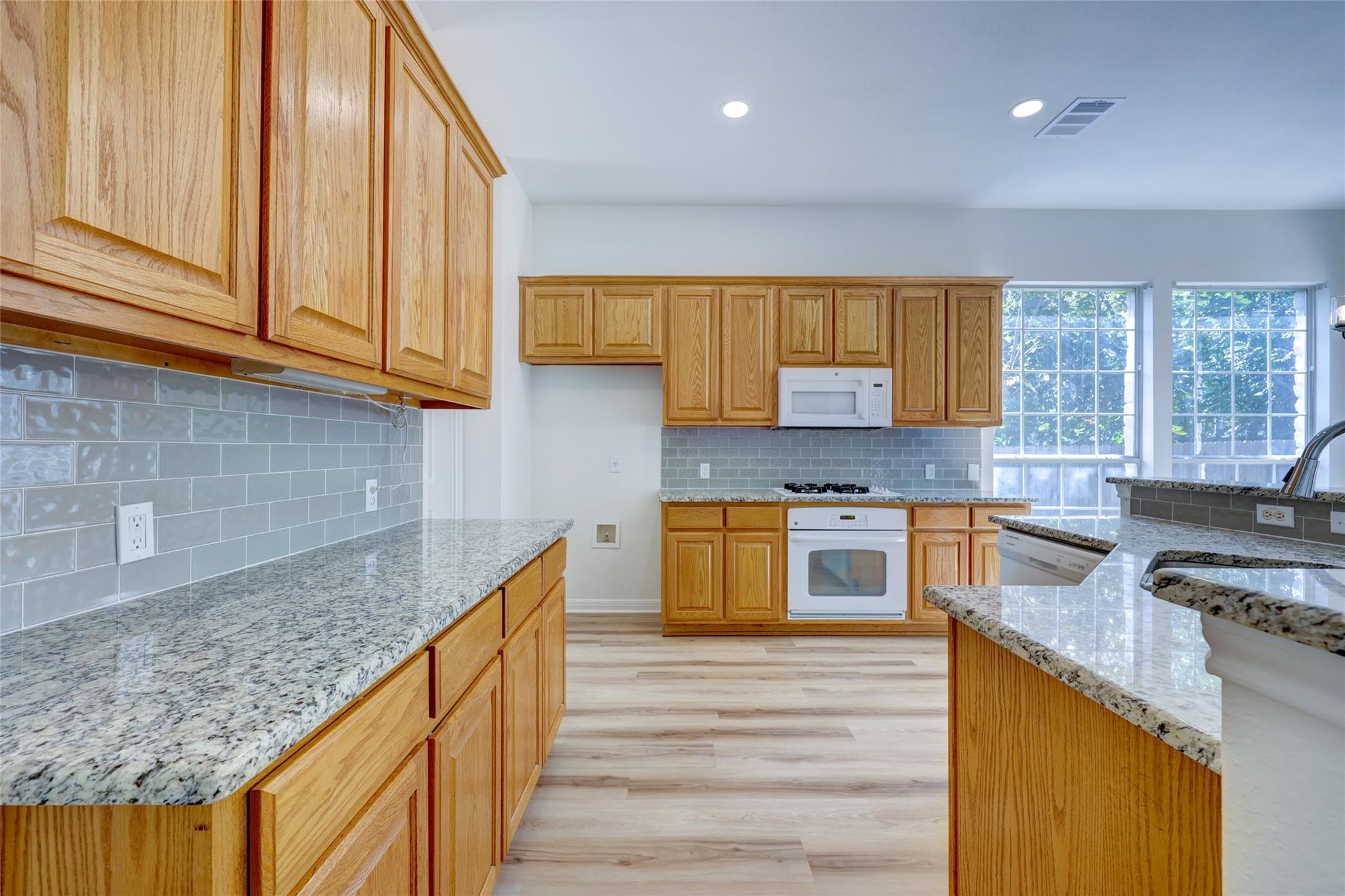 4015 Sable Oaks Dr, Round Rock, TX 78664