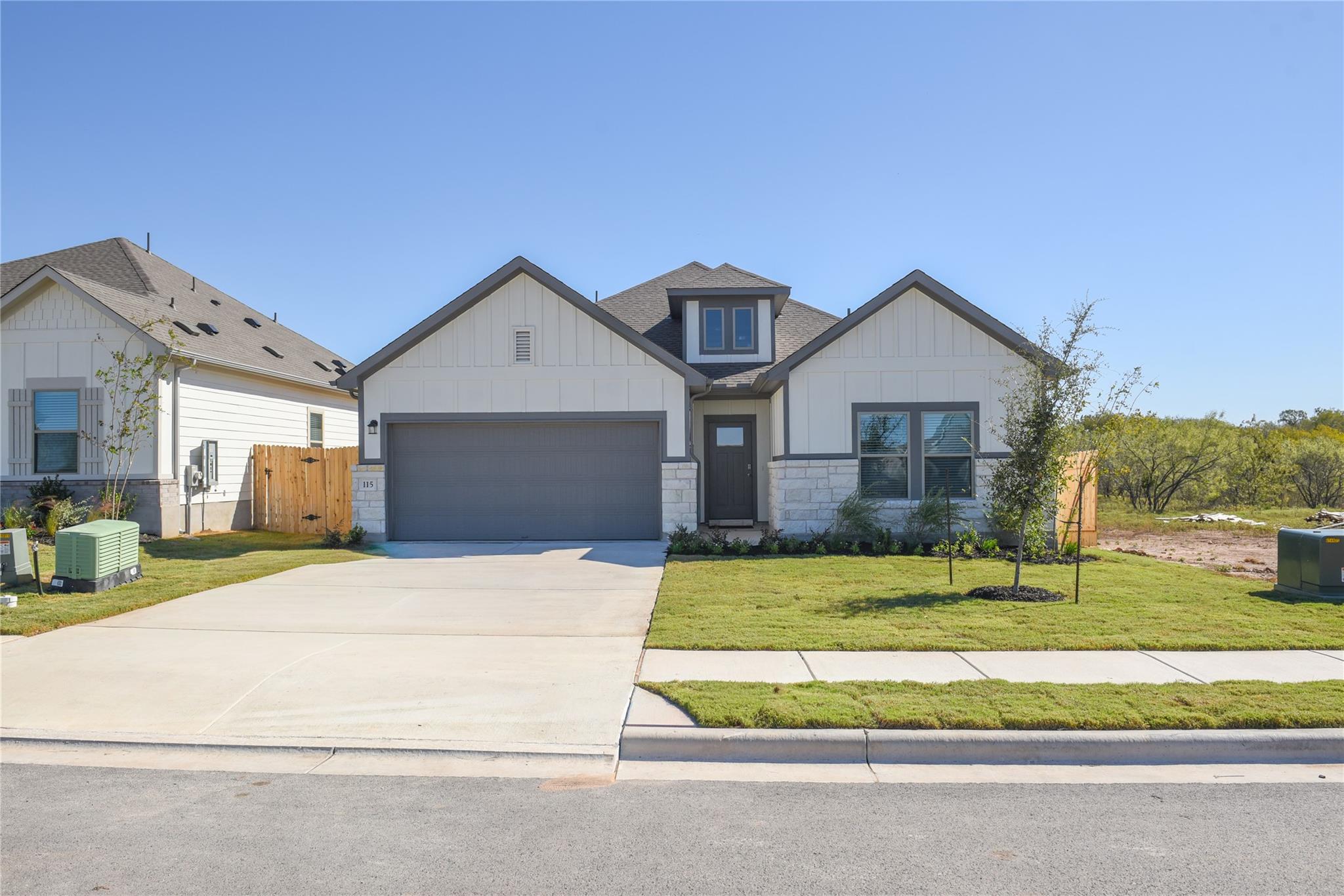 115 Ayres Horn, Cedar Creek, TX 78612