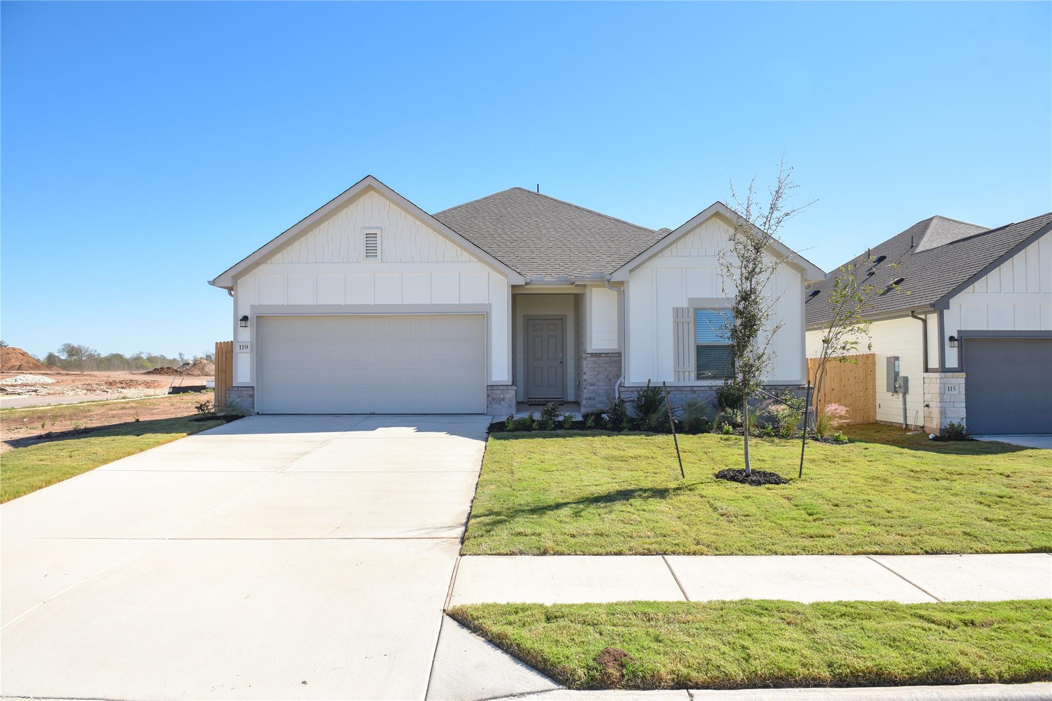 119 Ayres Horn, Cedar Creek, TX 78612