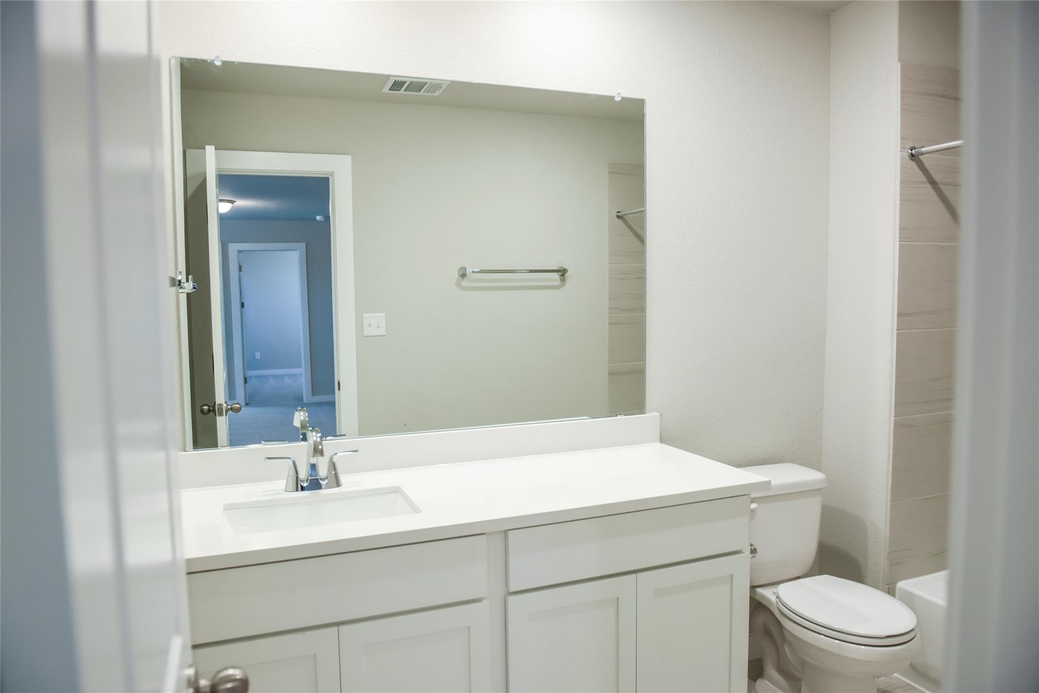 130 Ayres Horn, Cedar Creek, TX 78612