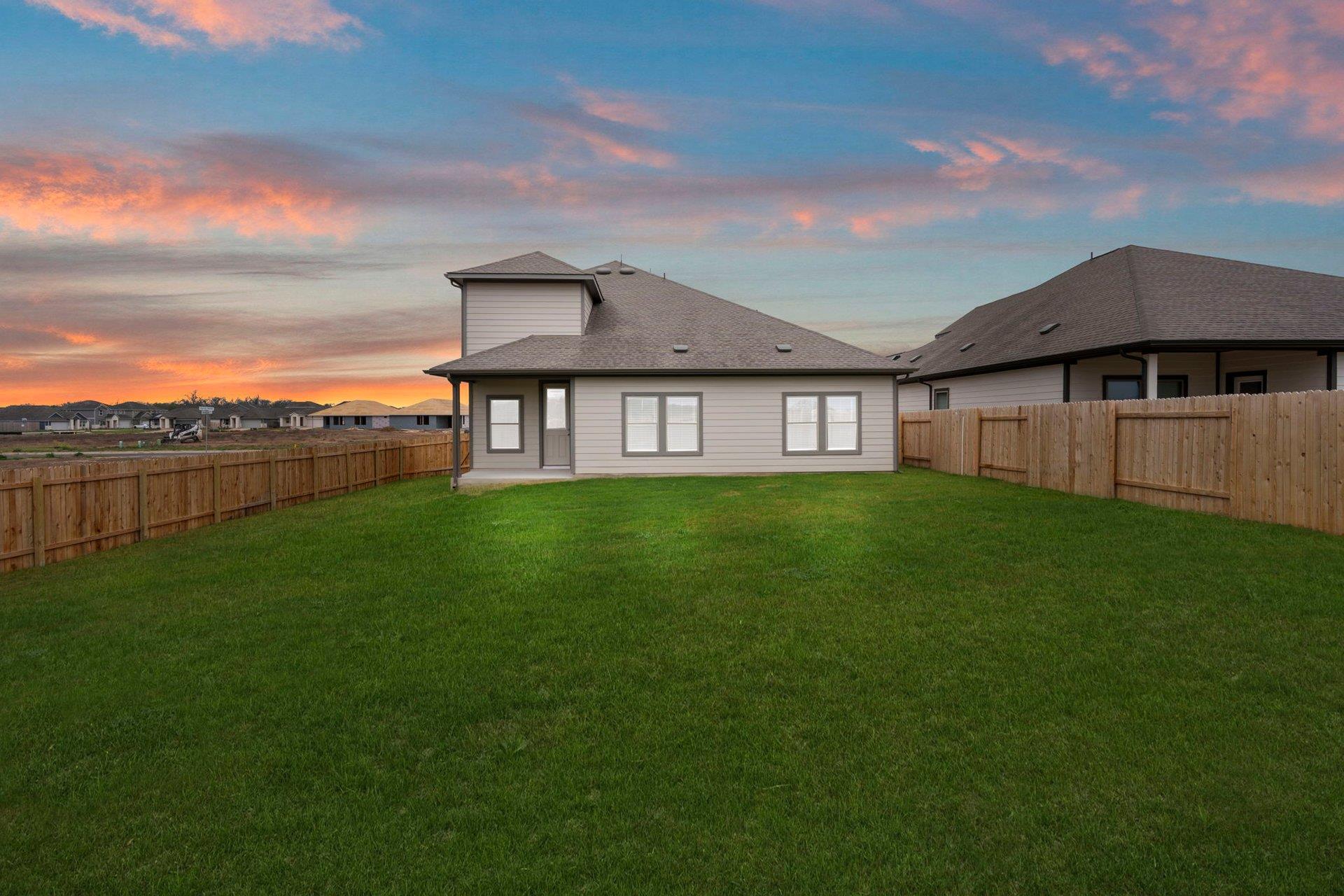 131 Ayres Horn, Cedar Creek, TX 78612