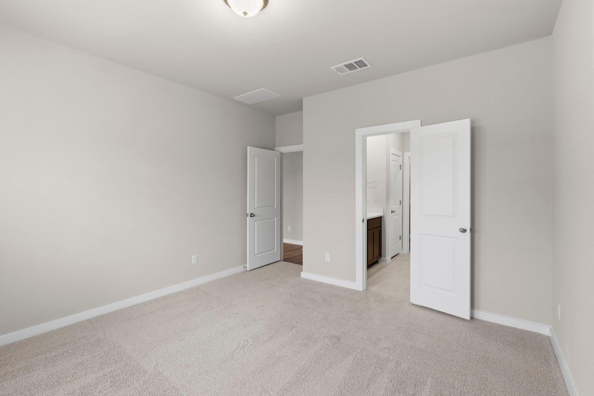 131 Ayres Horn, Cedar Creek, TX 78612