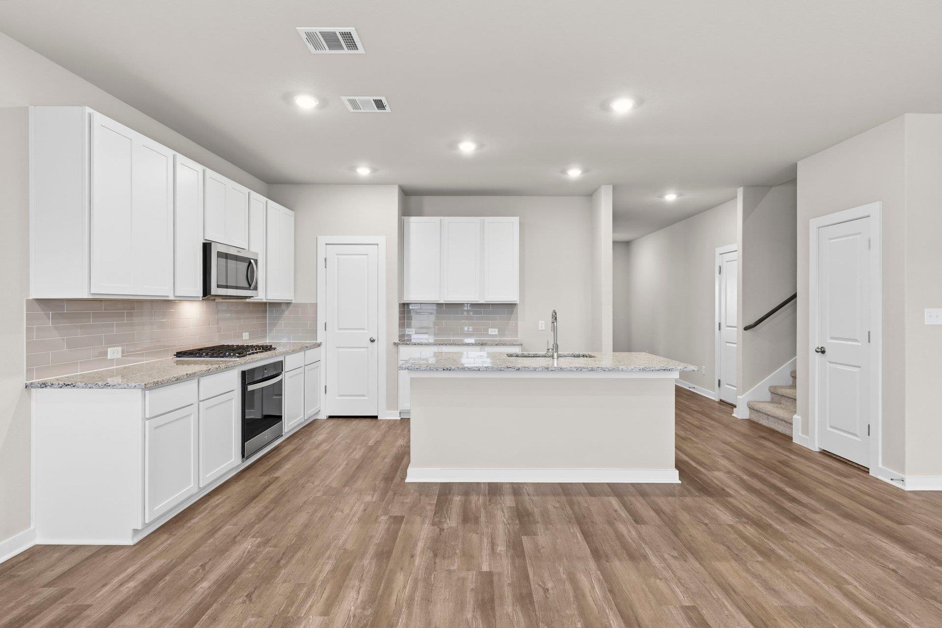 131 Ayres Horn, Cedar Creek, TX 78612