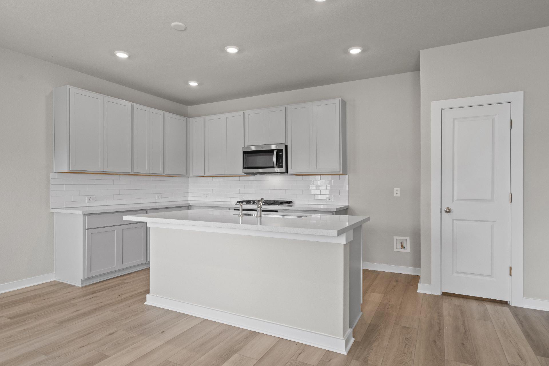 136 Ayres Horn, Cedar Creek, TX 78612