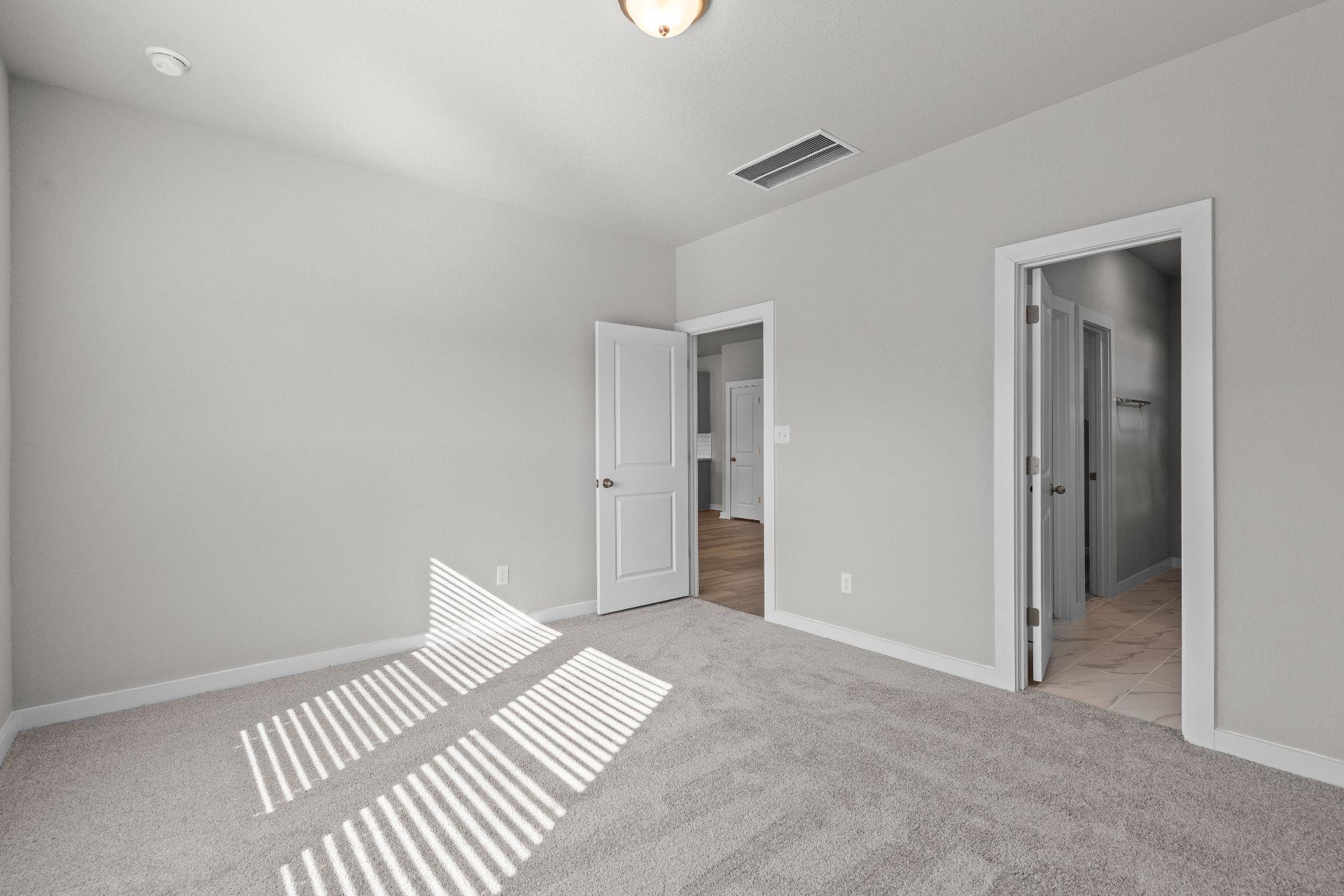 136 Ayres Horn, Cedar Creek, TX 78612