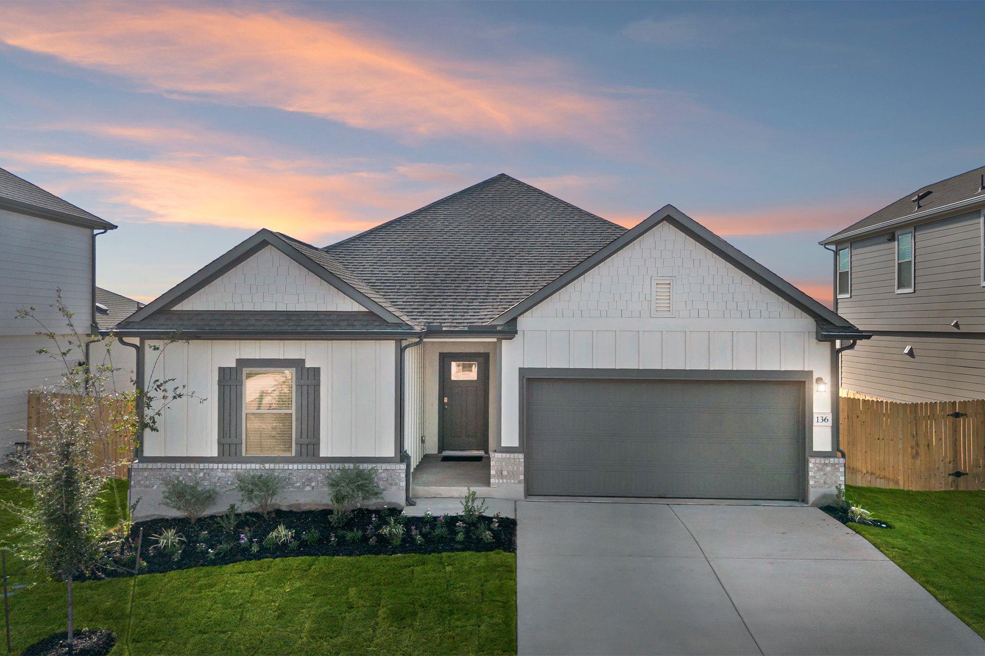 136 Ayres Horn, Cedar Creek, TX 78612