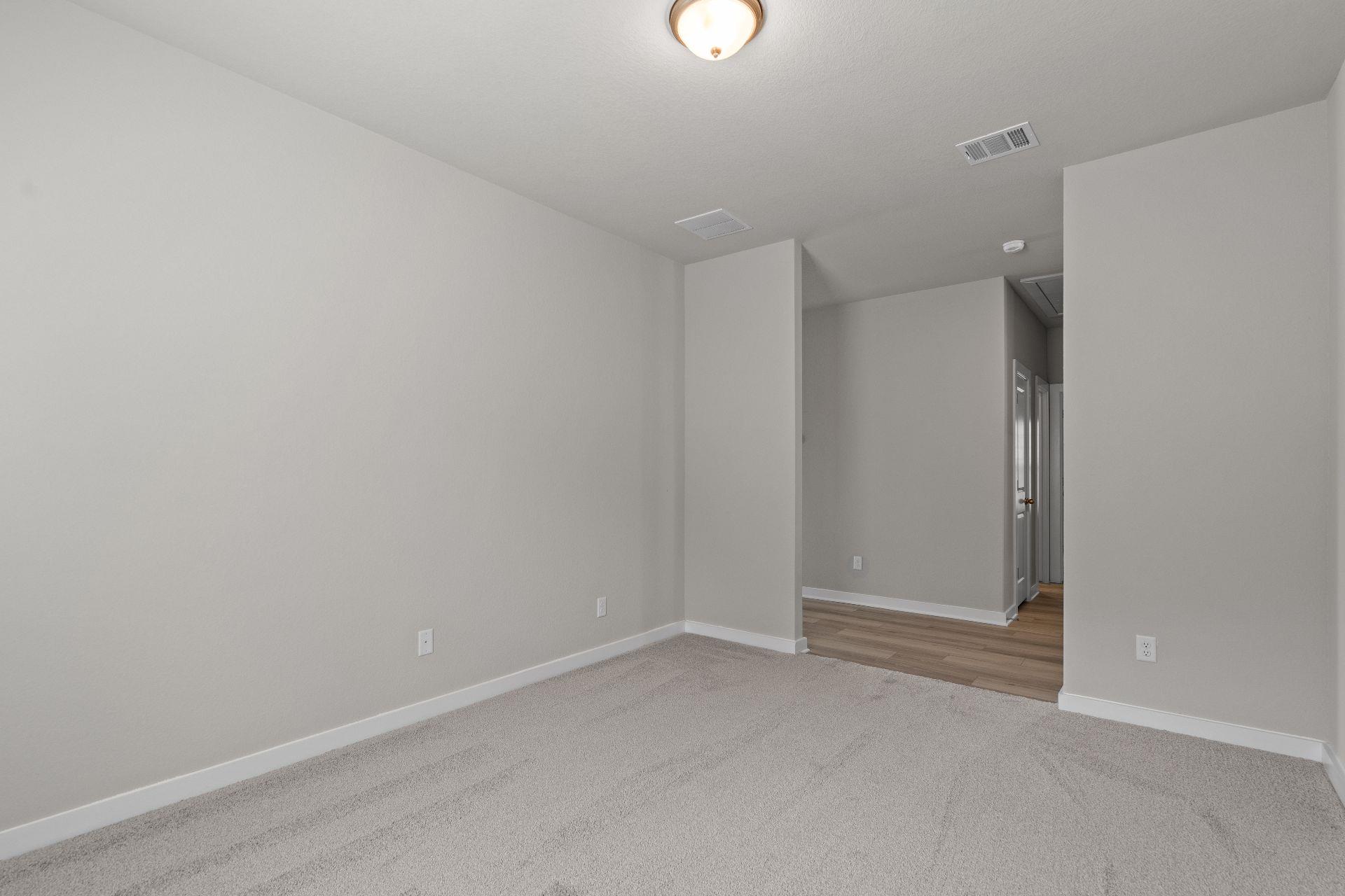 136 Ayres Horn, Cedar Creek, TX 78612