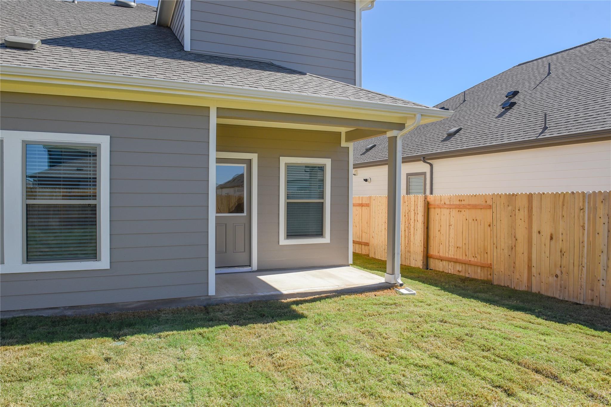 142 Ayres Horn, Cedar Creek, TX 78612