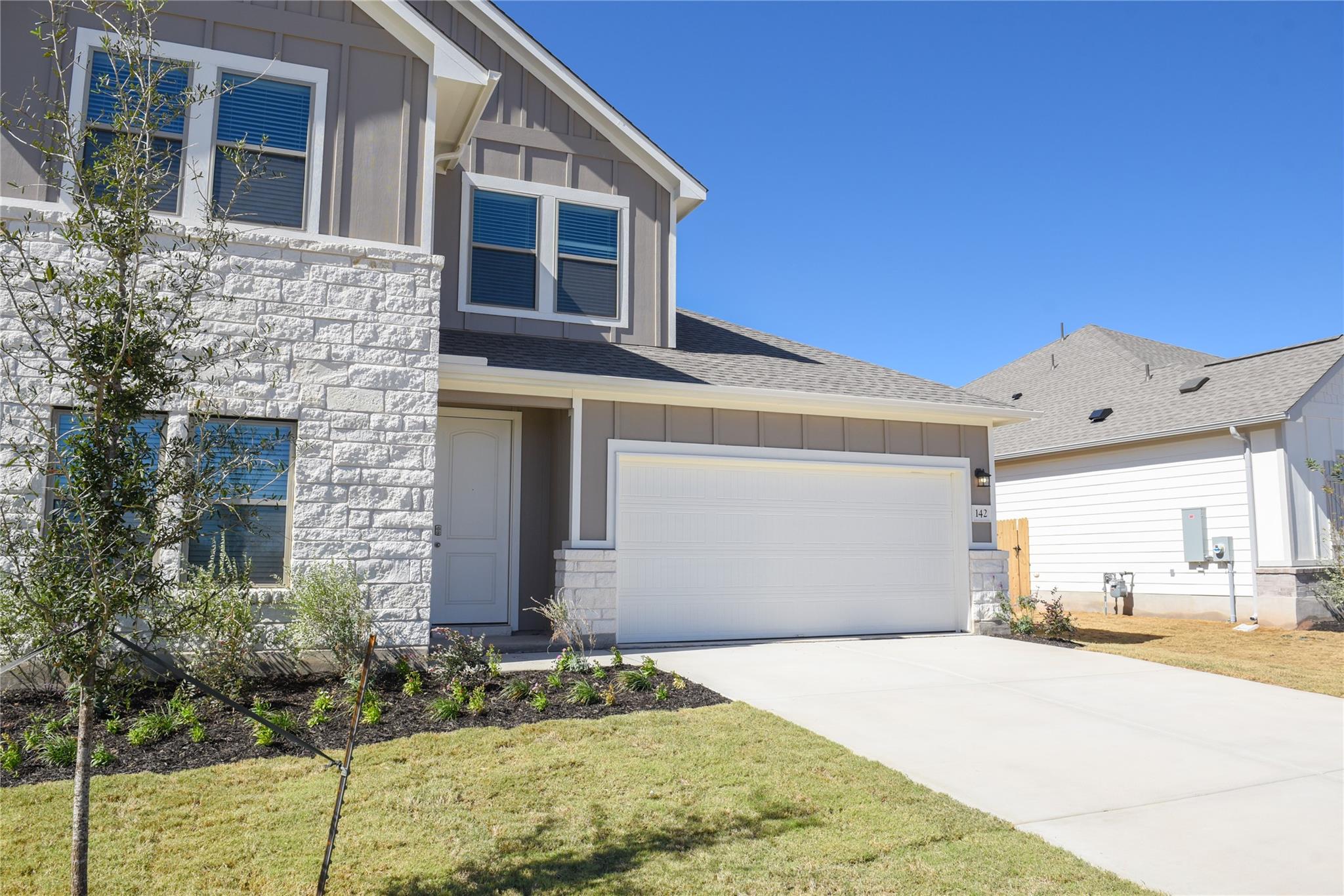 142 Ayres Horn, Cedar Creek, TX 78612