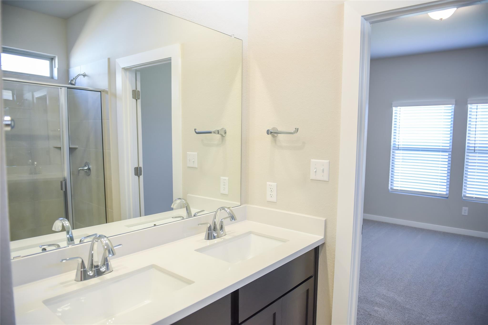 142 Ayres Horn, Cedar Creek, TX 78612